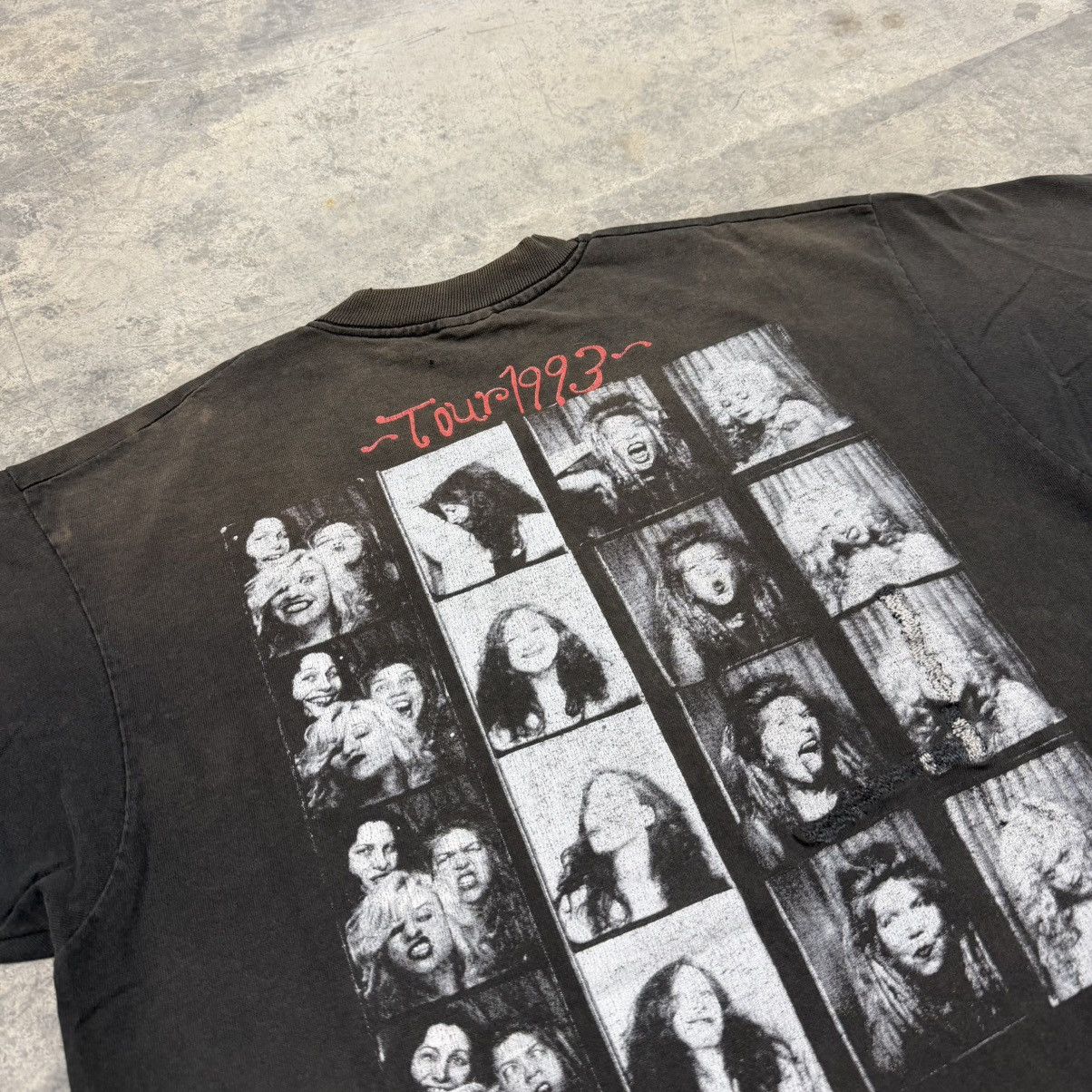 Vintage 1993 Vintage Faded Babes In Toyland Painkillers Band Tee Size US L / EU 52-54 / 3 - 7 Thumbnail