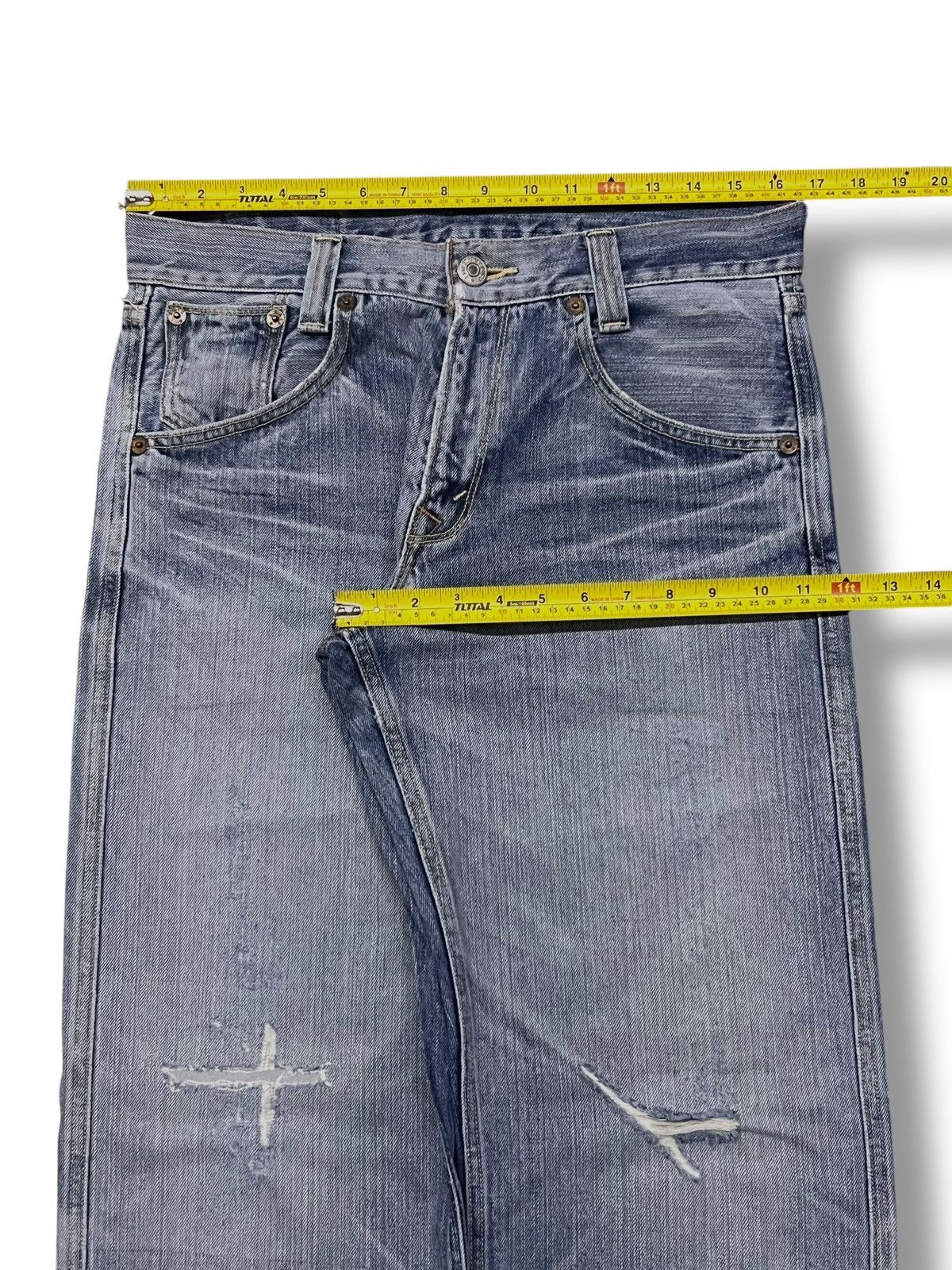 Levi's Baggy Vintage Levi’s 703 - Faded, Distressed Denim Size US 33 - 17 Thumbnail