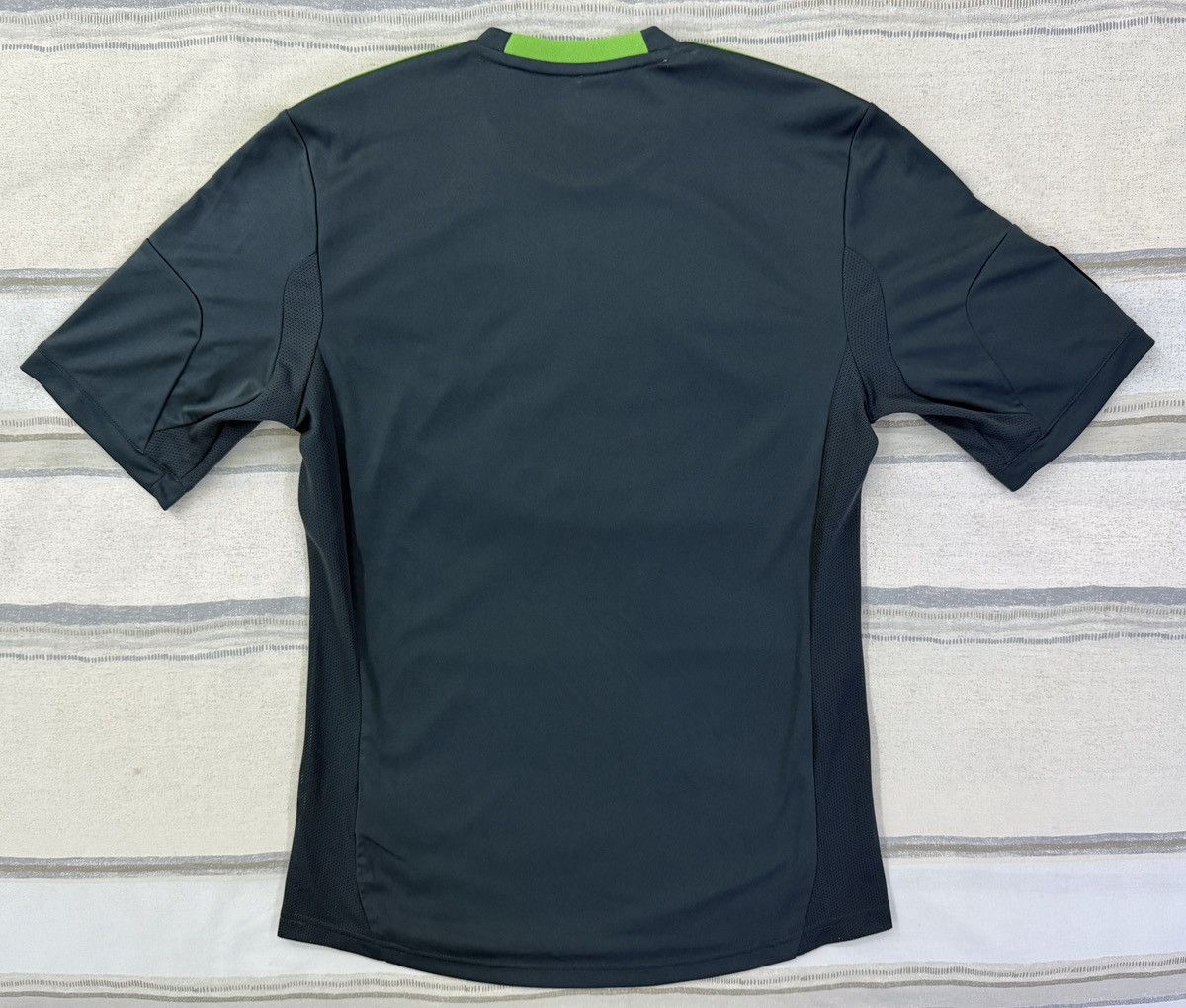 Adidas Adidas Seattle Sounders FC 2013/14 Away Jersey Small BNWT Size US S / EU 44-46 / 1 - 2 Thumbnail