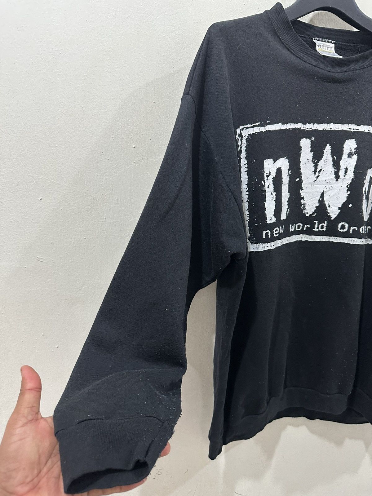 Vintage 90’s NWO Crewneck Sweatshirts Size US XL / EU 56 / 4 - 5 Thumbnail