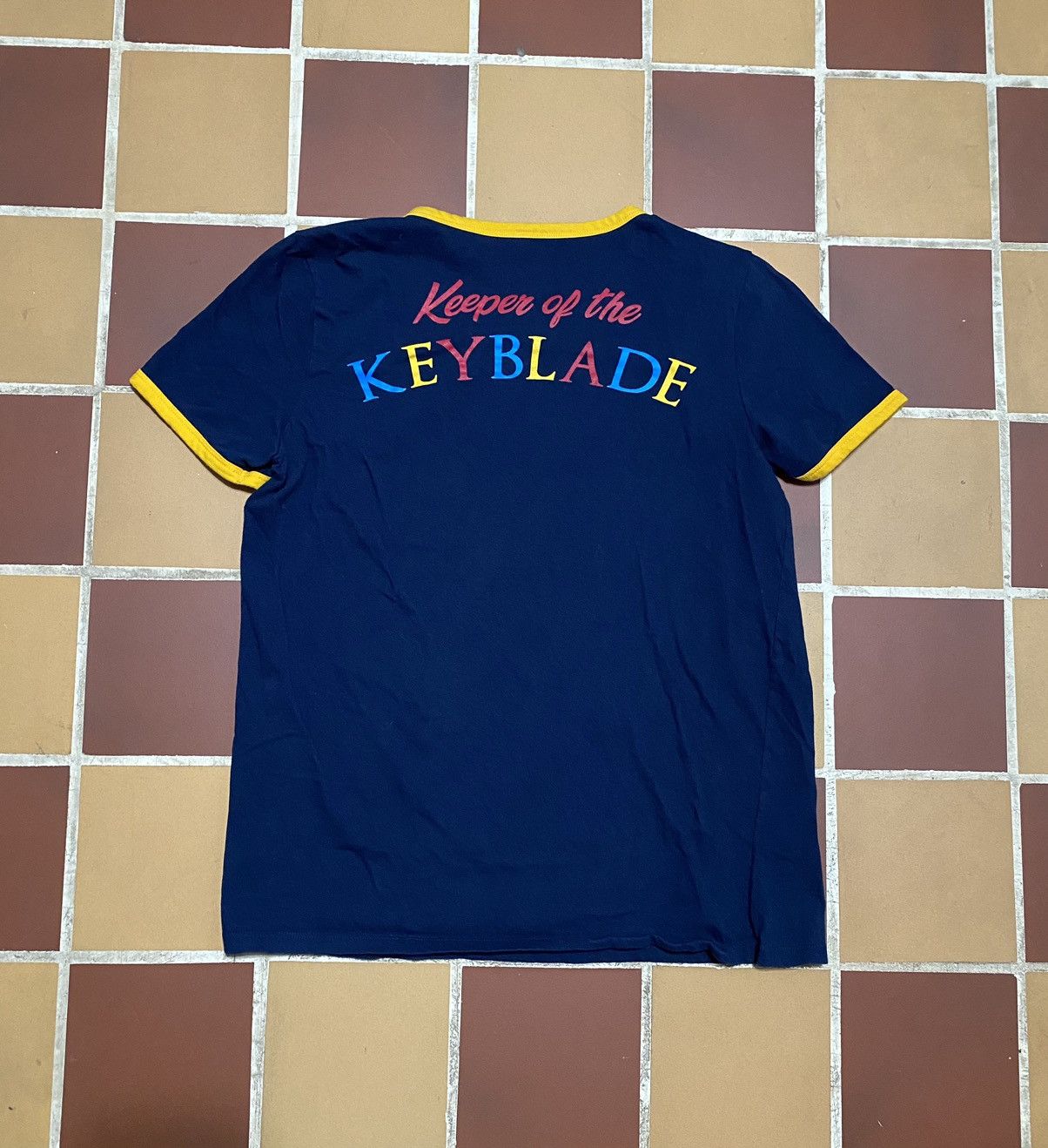 Disney Vintage 2000s Kingdom Hearts Keyblade Shirt y2k Size US XL / EU 56 / 4 - 2 Thumbnail