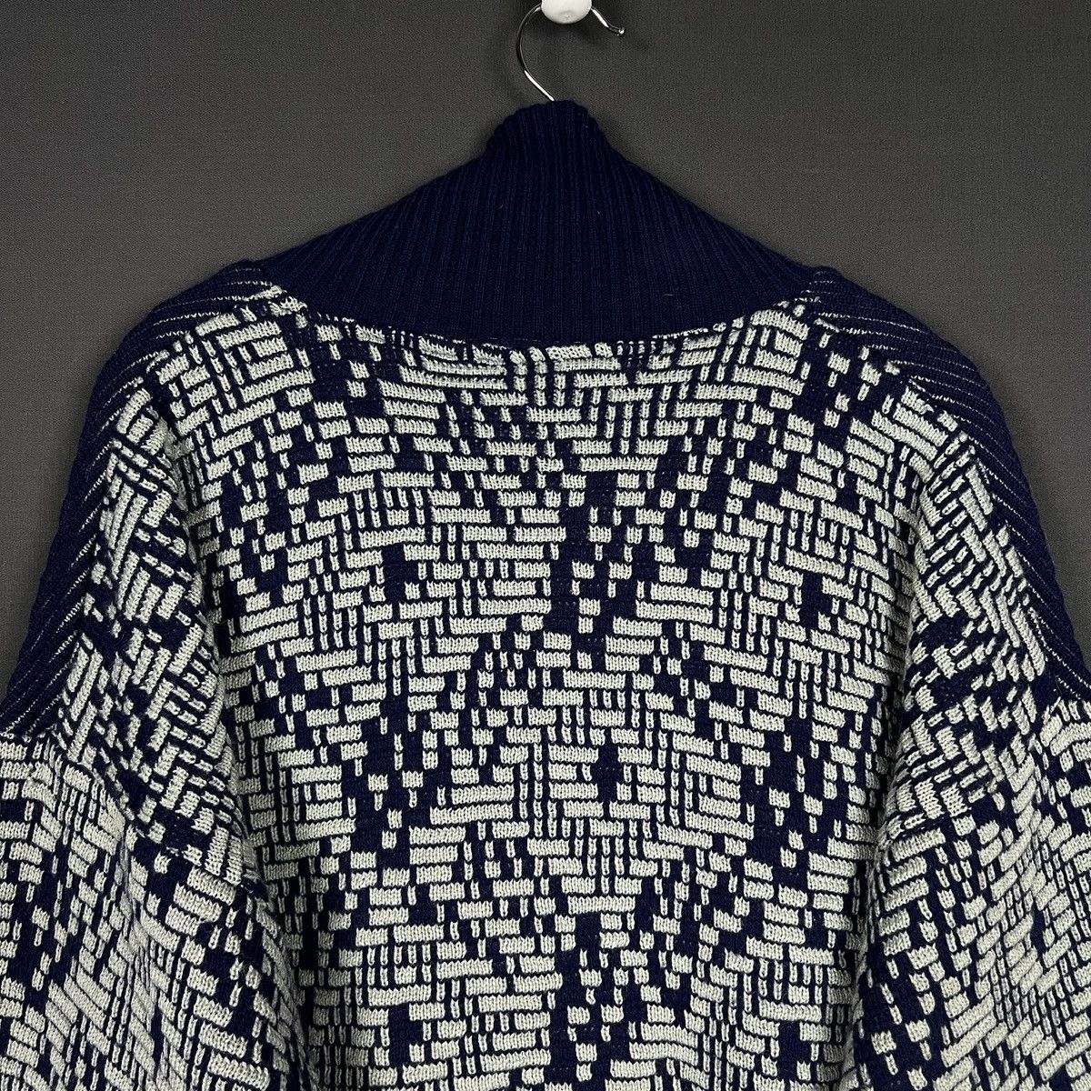 Lacoste RARE Vtg Lacoste Geometric Pattern Knit Cardigan Navy L Size US XXL / EU 58 / 5 - 7 Thumbnail