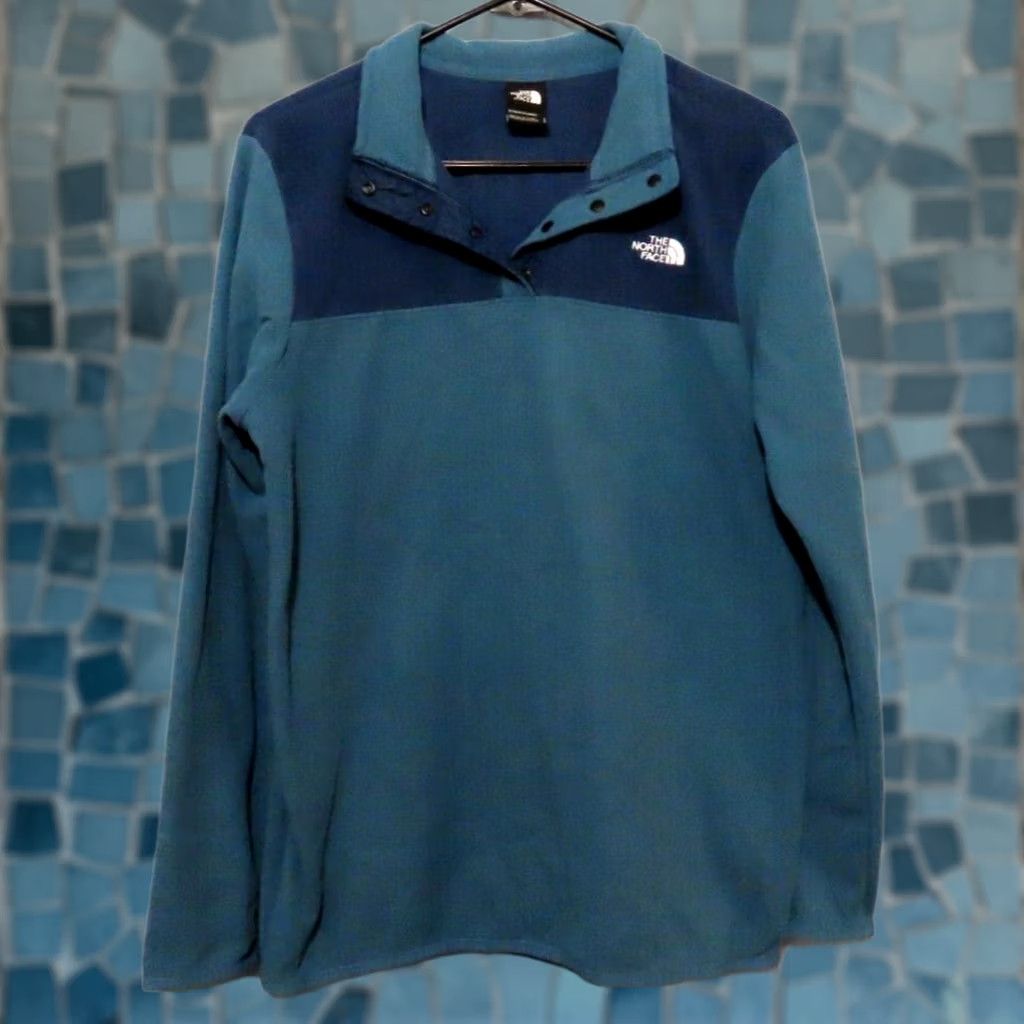 The North Face The North Face Womens Pullover Sweatshirt Blue L Fleece 1/4 Snap Carbondale Size L Sweatshirt Womens Mens Girls Size L / US 10 / IT 46 - 1 Thumbnail