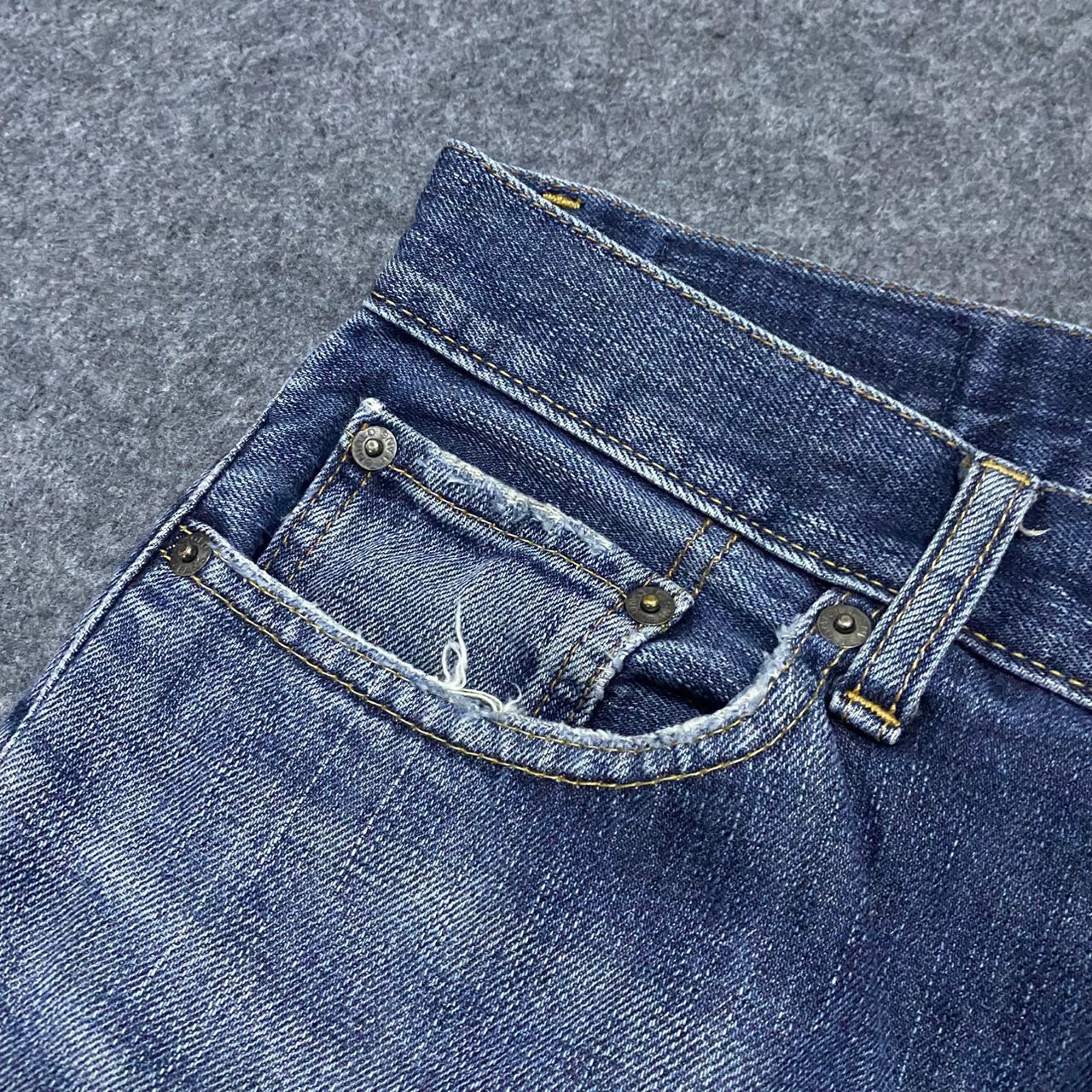 Japanese Brand 💥Best Offer💥Vintage Uniqlo Oiginal basic Denim Size US 31 - 7 Thumbnail
