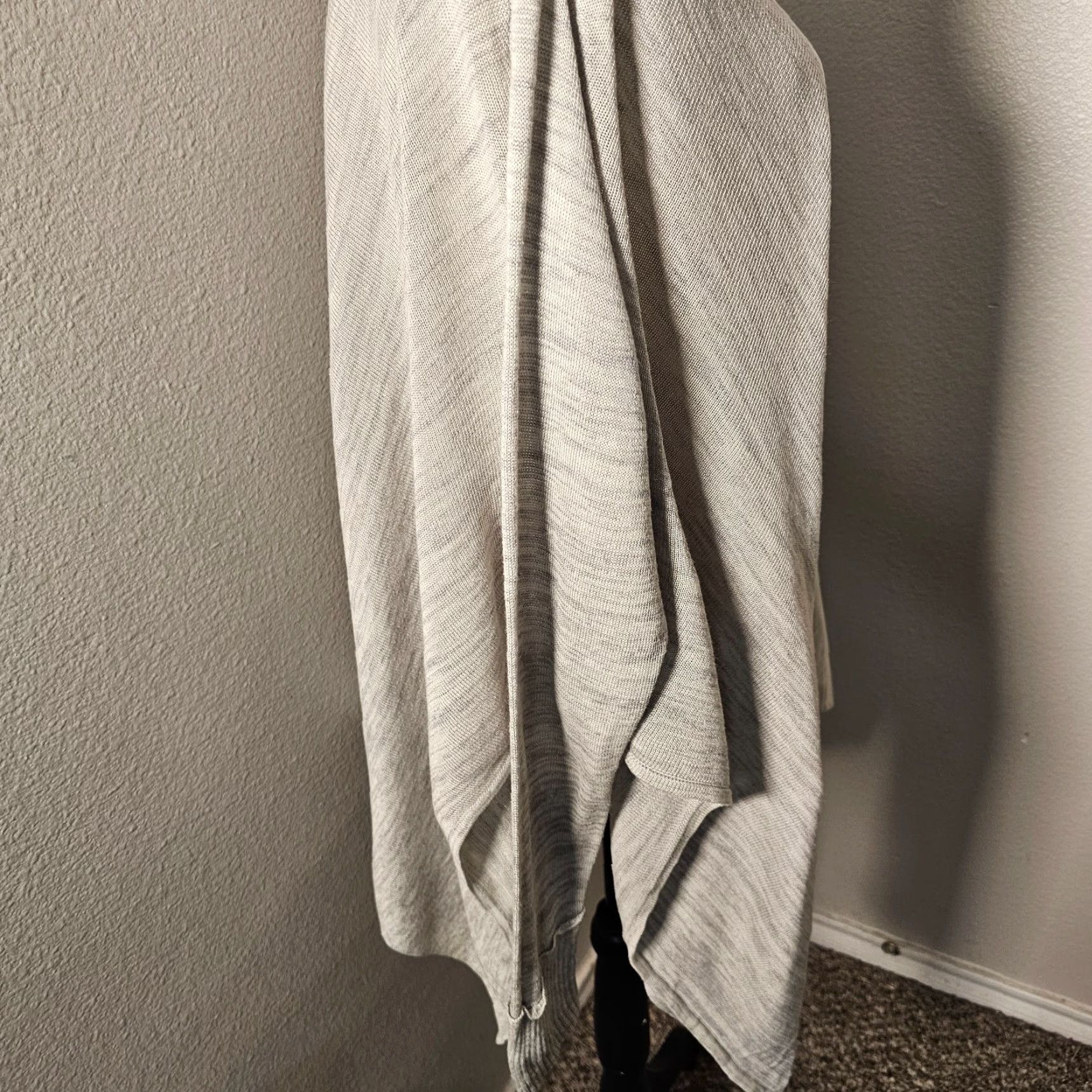 Converse Converse One Star Womens Pullover Sweater Long Sleeve Gray Acrylic XL Slim Asymmetric Scoop Neck Stars Pattern Knit Size XL / US 12-14 / IT 48-50 - 5 Thumbnail