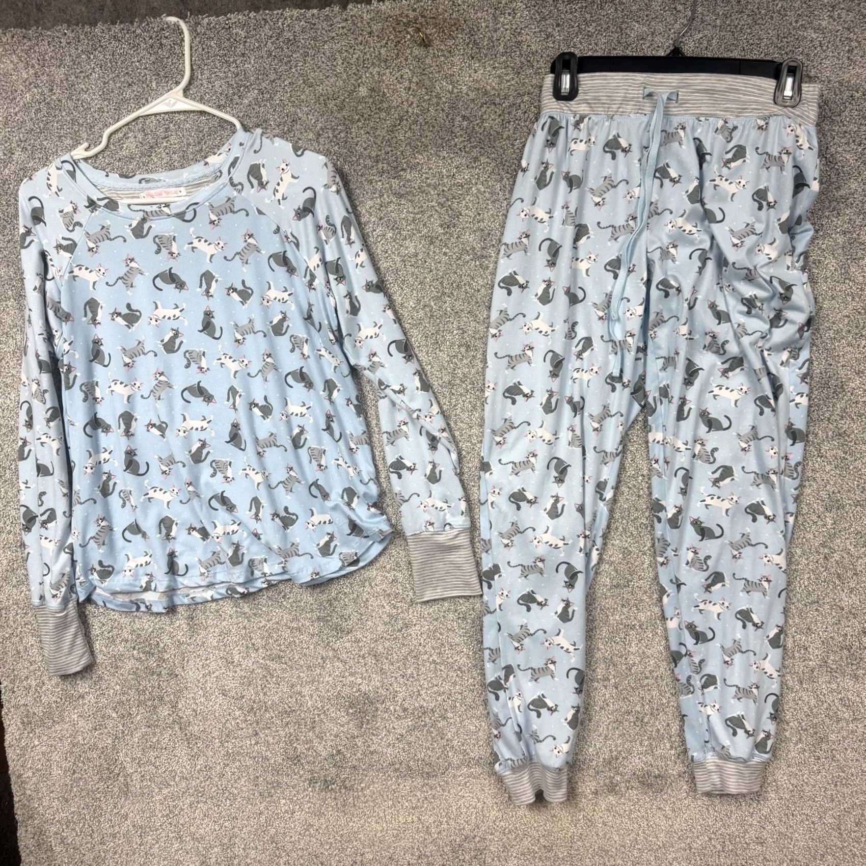 Vintage Pillow Talk Womens M Blue Pajama Set Cat Print Kawaii Cozy Loungewear Sleepwear Size ONE SIZE - 2 Thumbnail