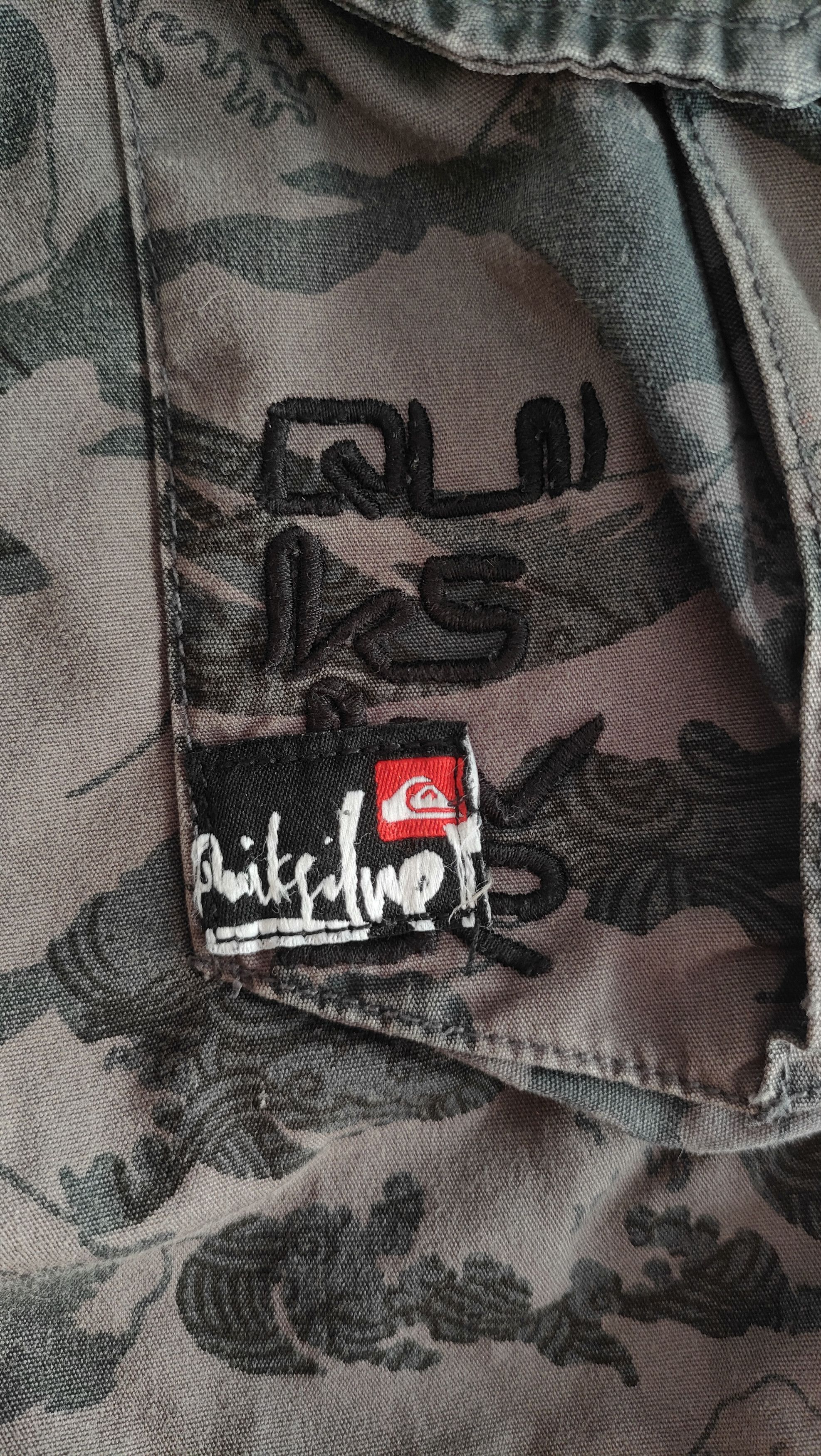Maharishi 2000s Quiksilver x Maharishi 'Wave DPM' cargo shorts Size US 30 / EU 46 - 6 Thumbnail