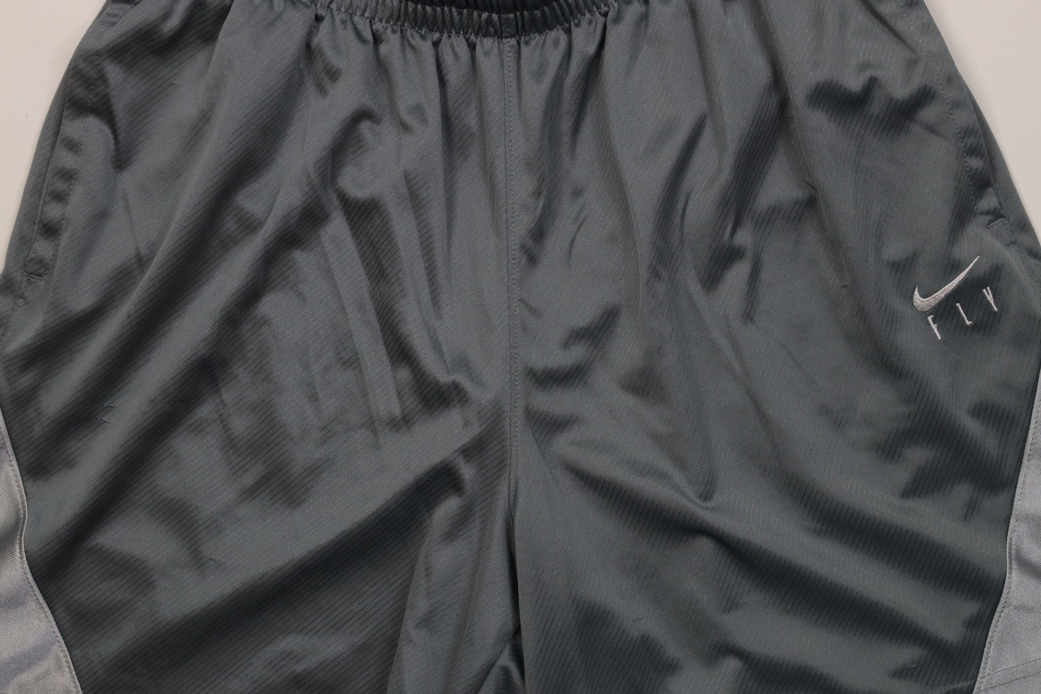 Nike Vintage Y2K Nike Fly Travis Scott Mini Swoosh Shorts Silver Size 26" / US 2 / IT 38 - 3 Thumbnail