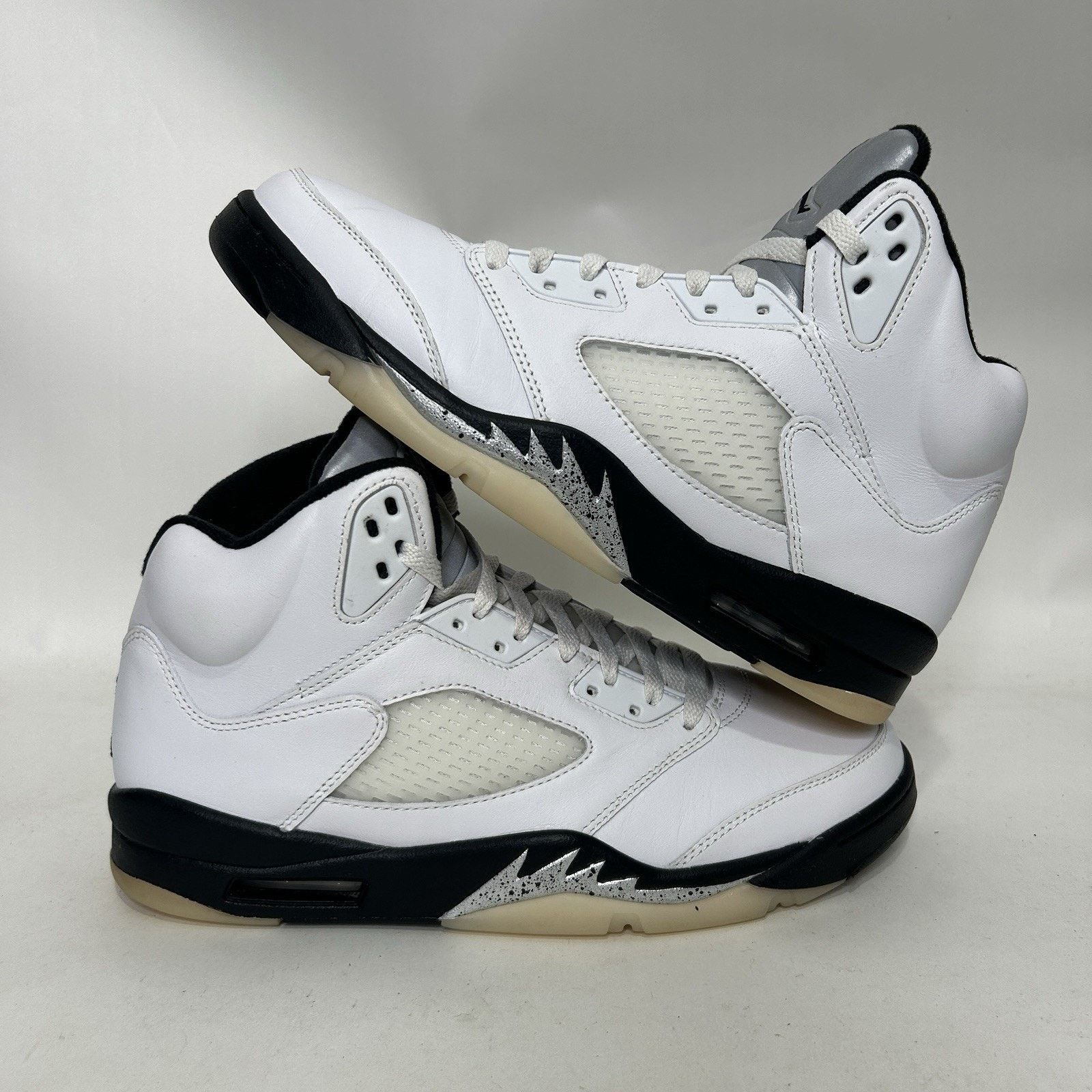 Jordan Brand Nike Air Jordan 5 Retro OG “Reverse Metallic/White Black” Size US 11.5 / EU 44-45 - 1 Thumbnail