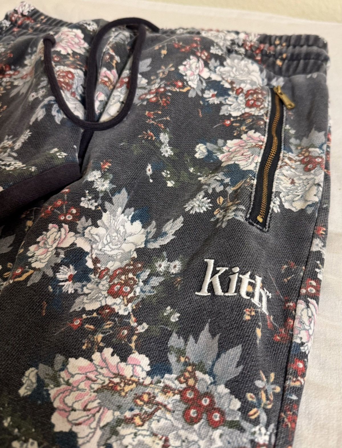 Kith Kith Floral Bleecker Sweatpants Navy M Size US 32 / EU 48 - 3 Thumbnail