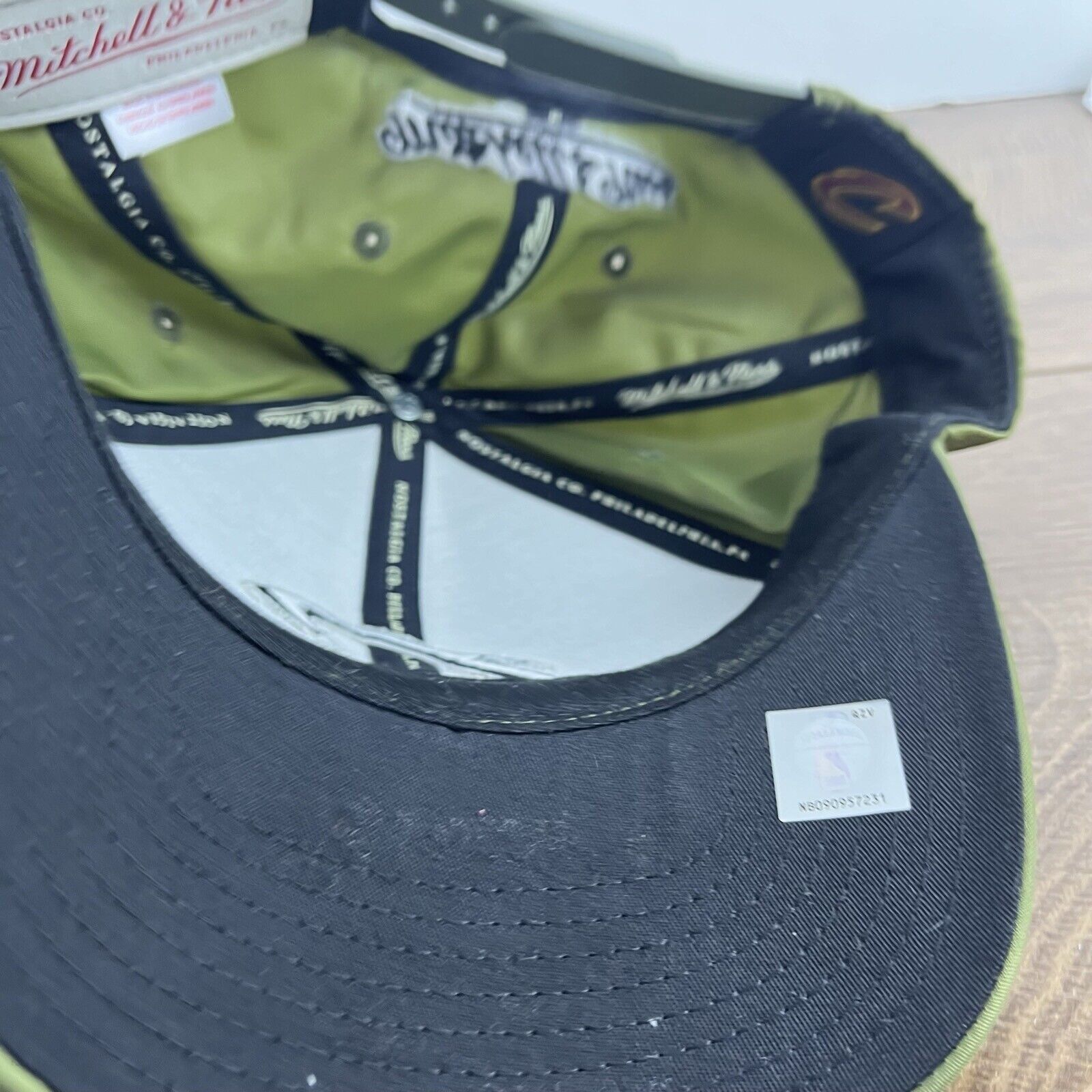 Mitchell & Ness Cleveland Cavaliers Snapback Hat Green Adjustable Hat Green Size ONE SIZE - 13 Thumbnail