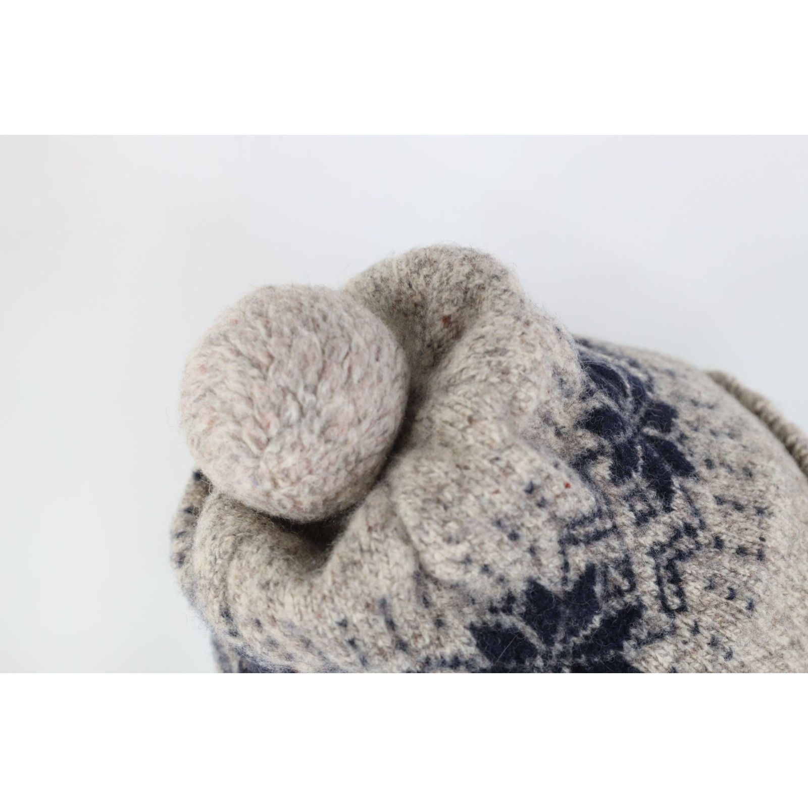 Vintage Vintage 90s Streetwear Wool Blend Knit Fair Isle Pom Beanie Size ONE SIZE - 5 Thumbnail
