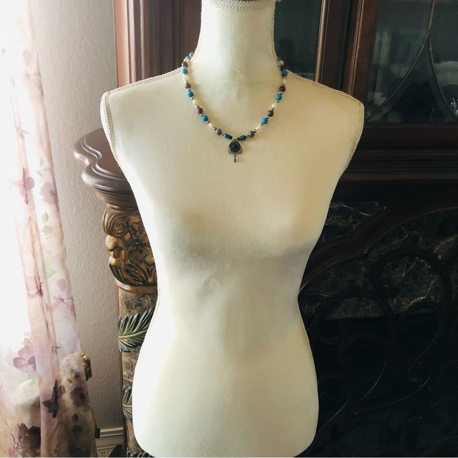 Handmade Handcrafted howlite stone genuine pearl necklace Size ONE SIZE - 6 Thumbnail
