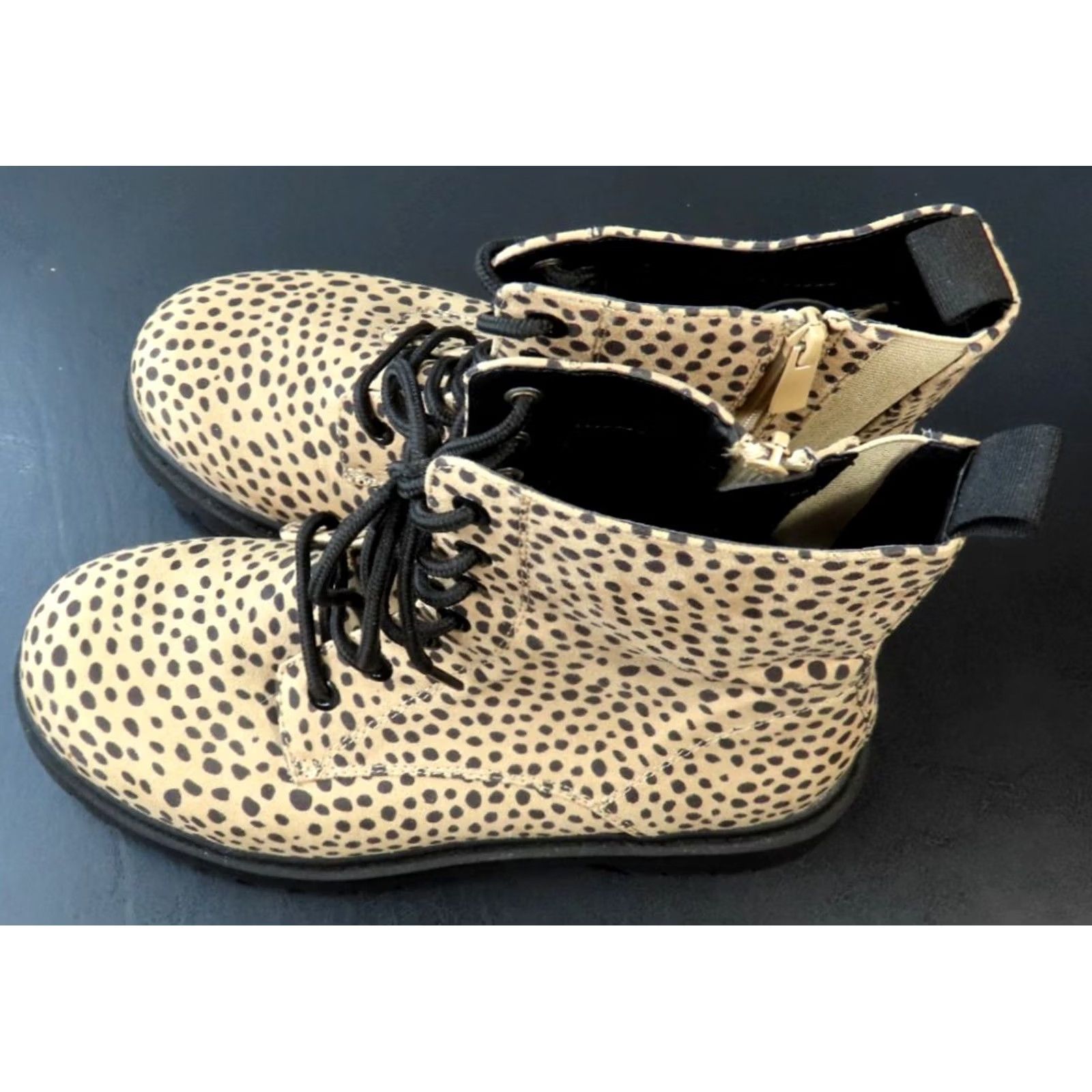 Torrid Torrid Stevie Women's 10W Lace-Up Combat Boots Faux Leather Leopard Zipper Ivory Animal Print Block Heel Rubber Ankle Shoes Size US 10 / IT 40 - 6 Thumbnail
