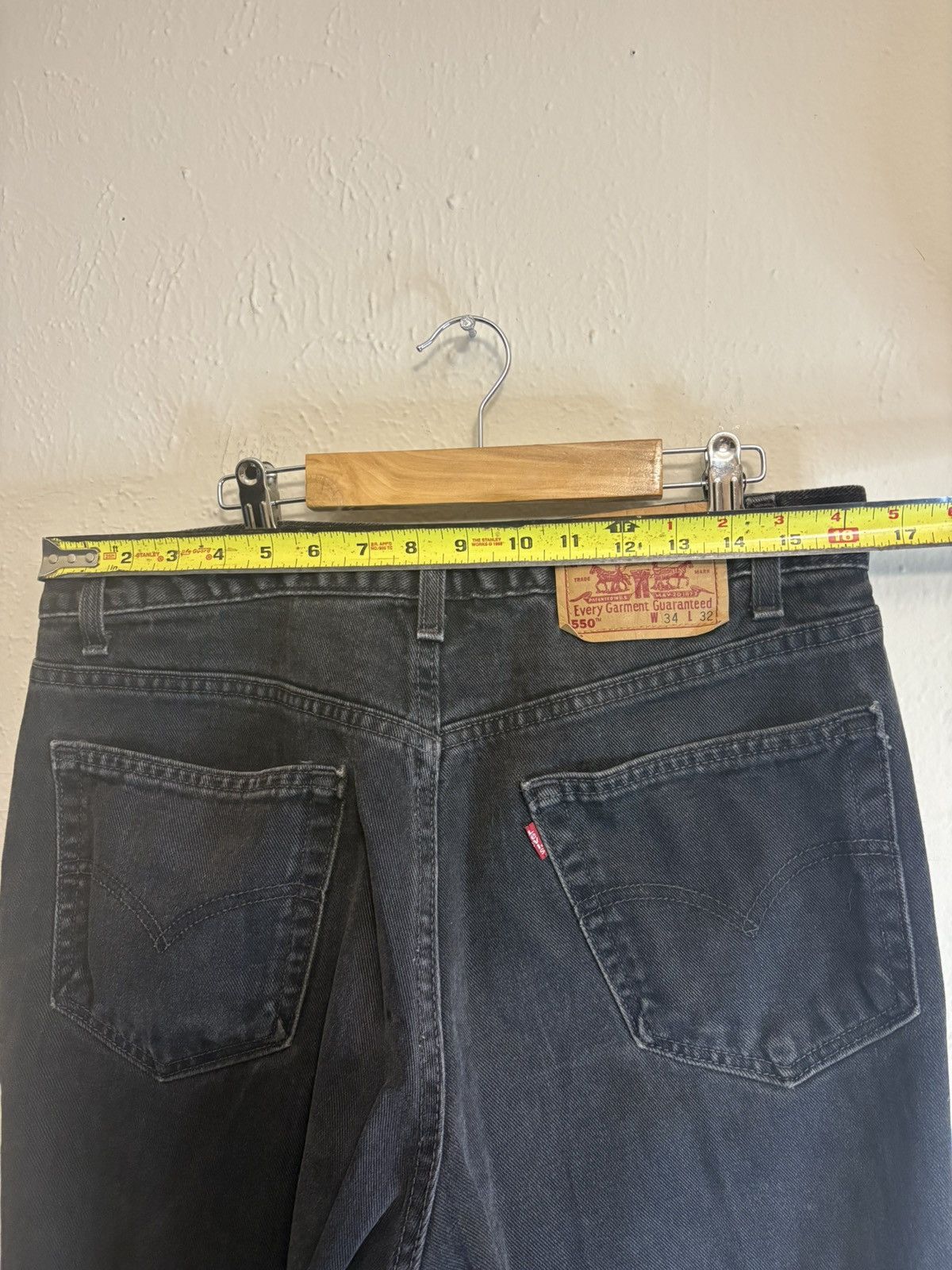 Levi's Vintage Levis 550 34x32 made in the USA black denims Size US 34 / EU 50 - 5 Thumbnail