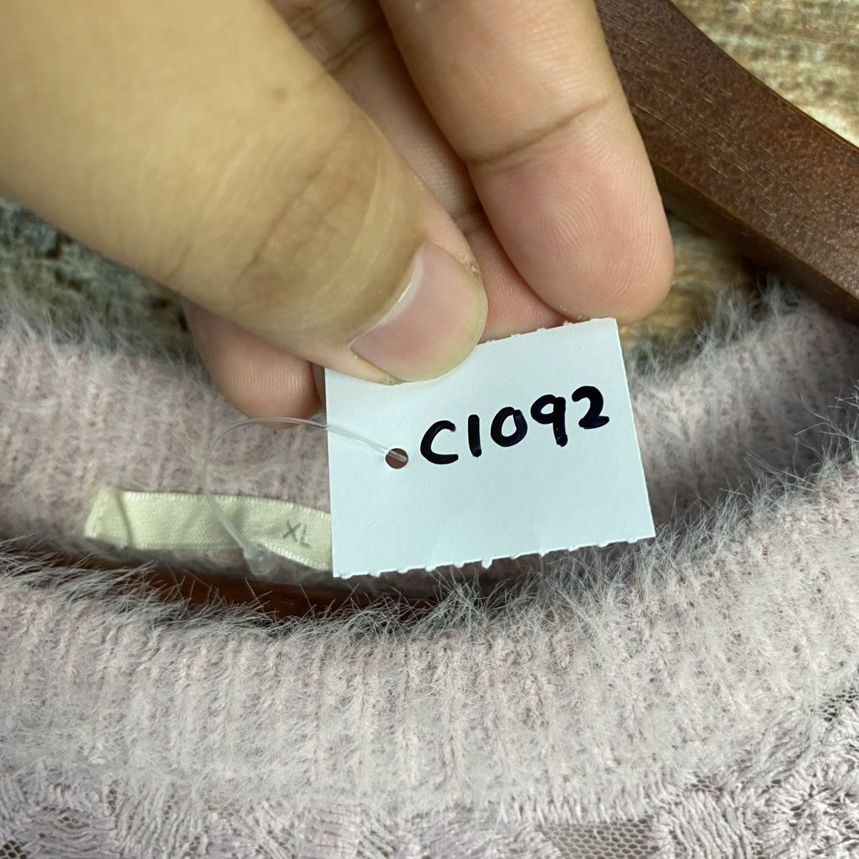 Vintage DL GU Pink Mohair fur shaggy sexy Knitwear #C1092 Size L / US 10 / IT 46 - 10 Thumbnail