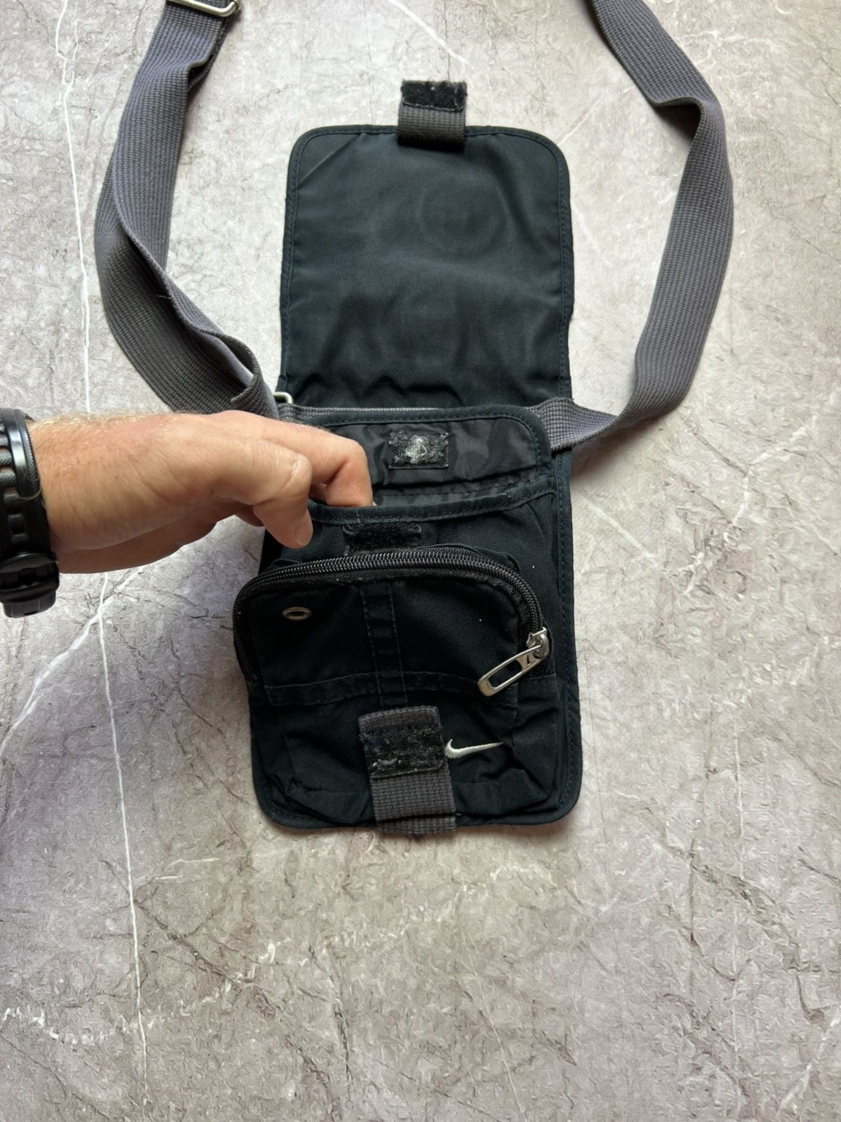 Nike × Vintage Nike Vintage Shoulder Bag Small Logo Y2K Style Messenger Size ONE SIZE - 4 Thumbnail