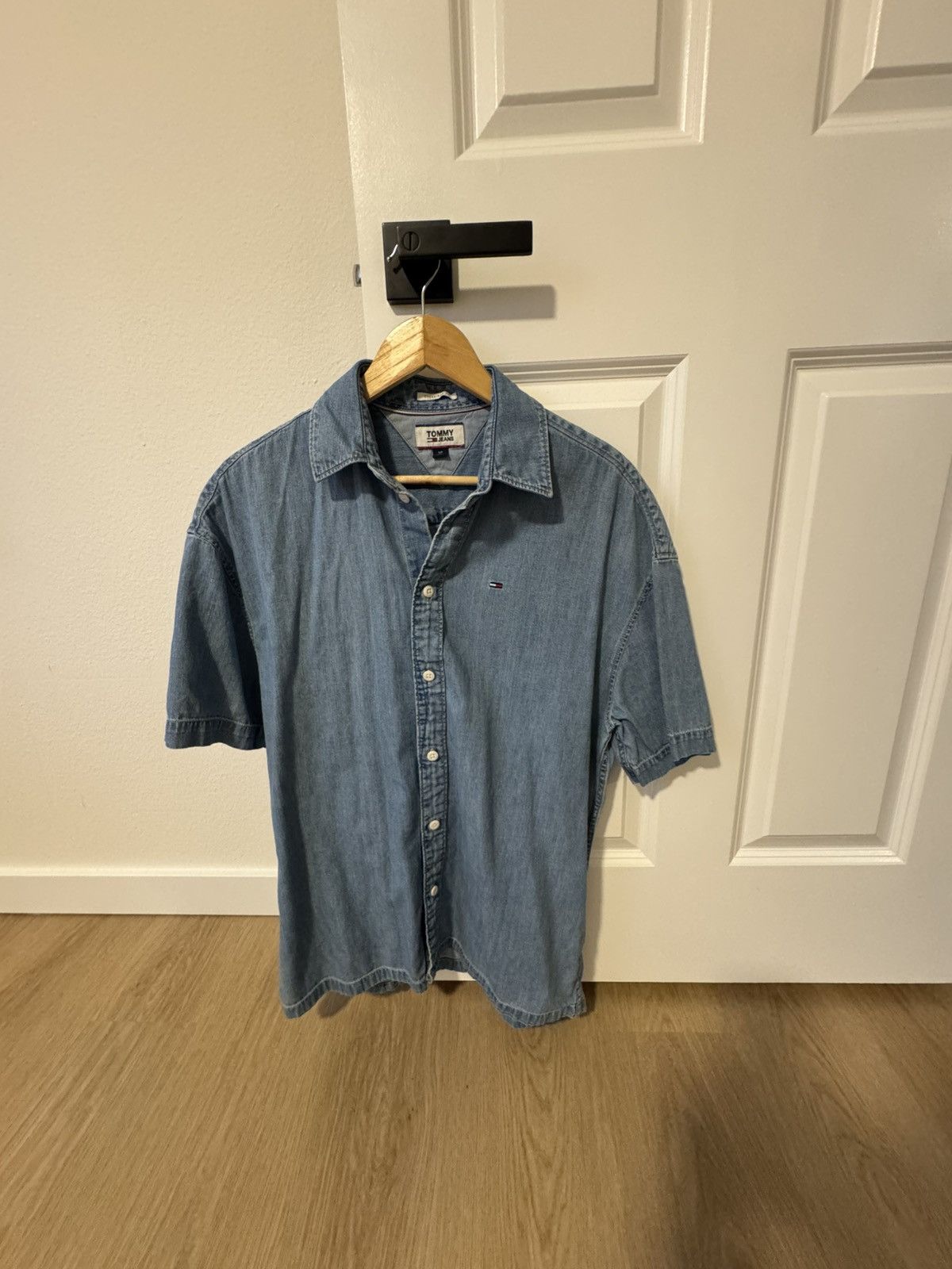 Tommy Jeans Tommy Jeans Oversized Button Up Size US S / EU 44-46 / 1 - 2 Thumbnail