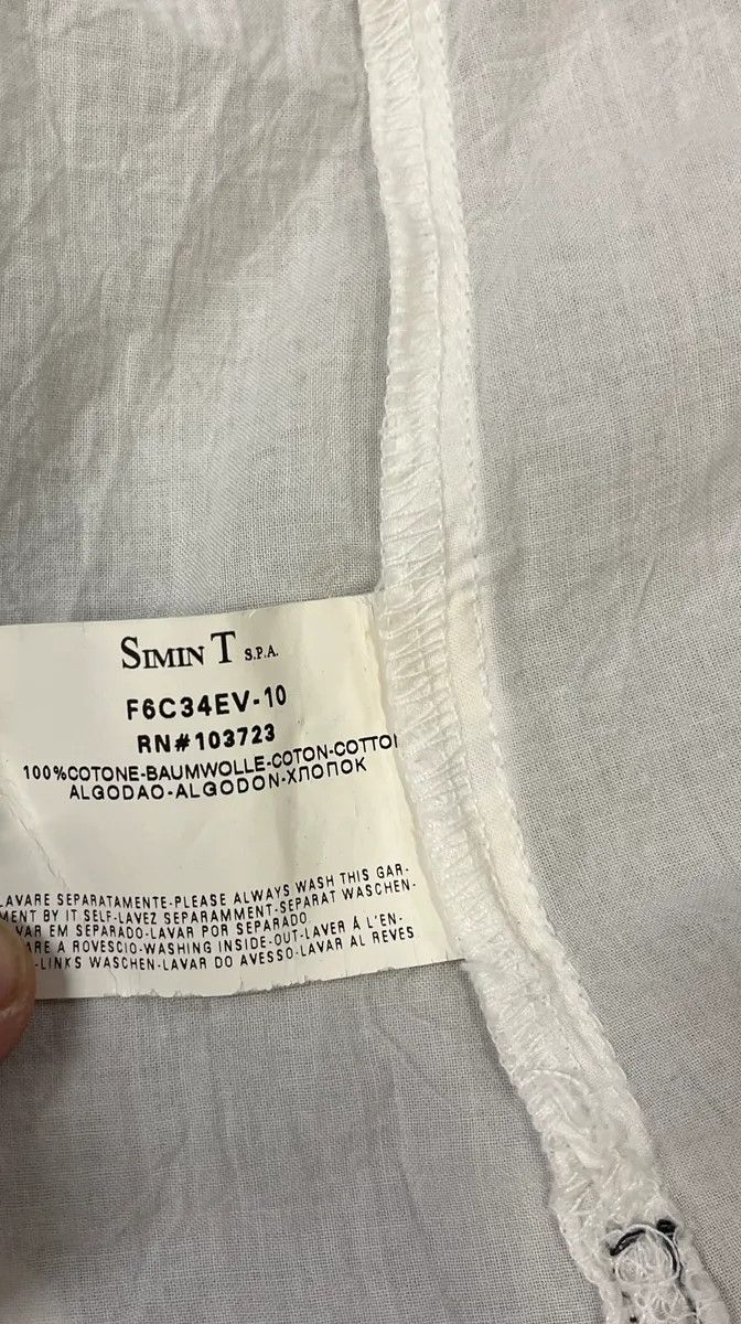 Armani 2000s Armani Creamy Tagged Shirt Size US M / EU 48-50 / 2 - 10 Thumbnail