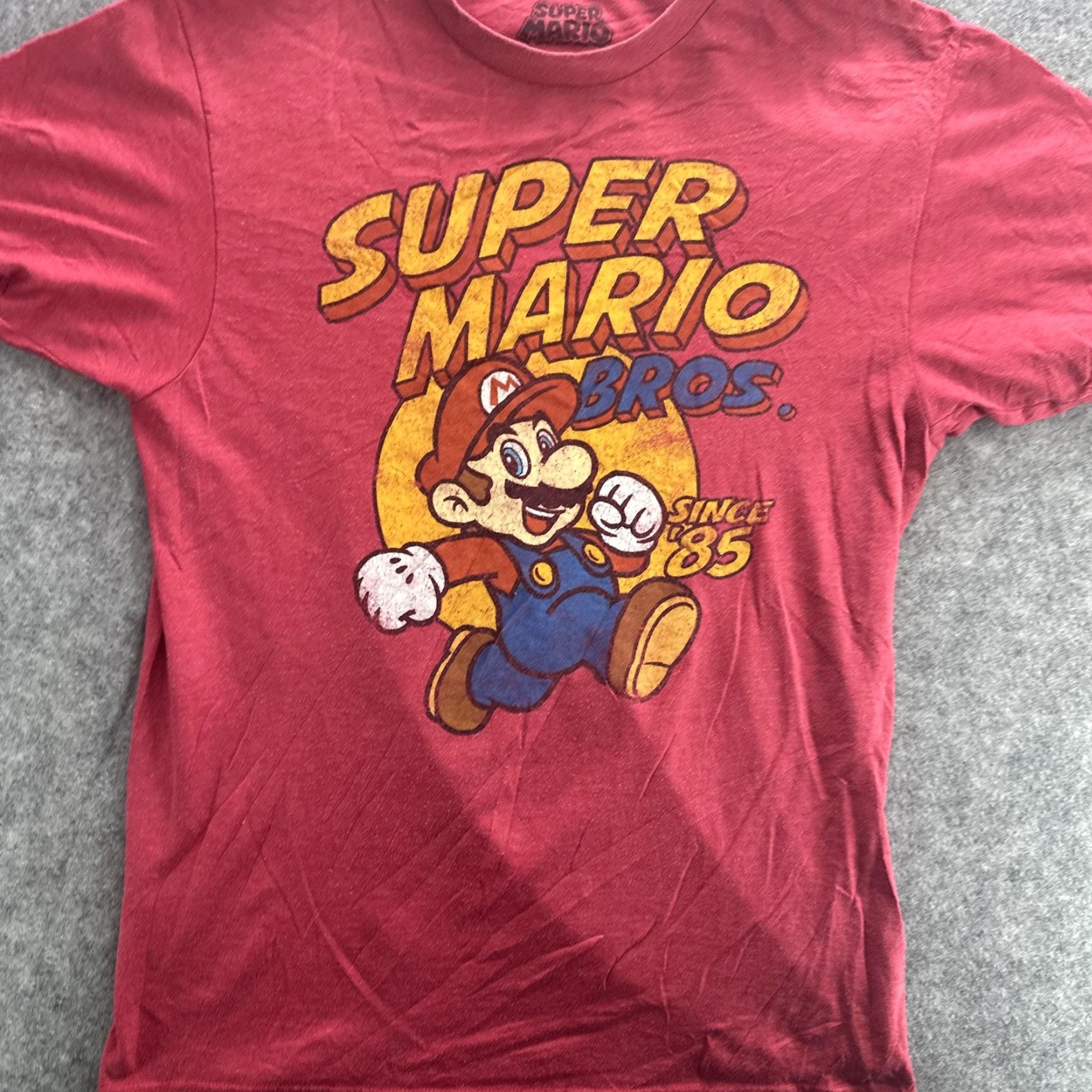 Nintendo VINTAGE Super Mario Bros Shirt Mens Medium Red Since 85 Nintendo Video Game Tee Graphic Size US M / EU 48-50 / 2 - 4 Thumbnail