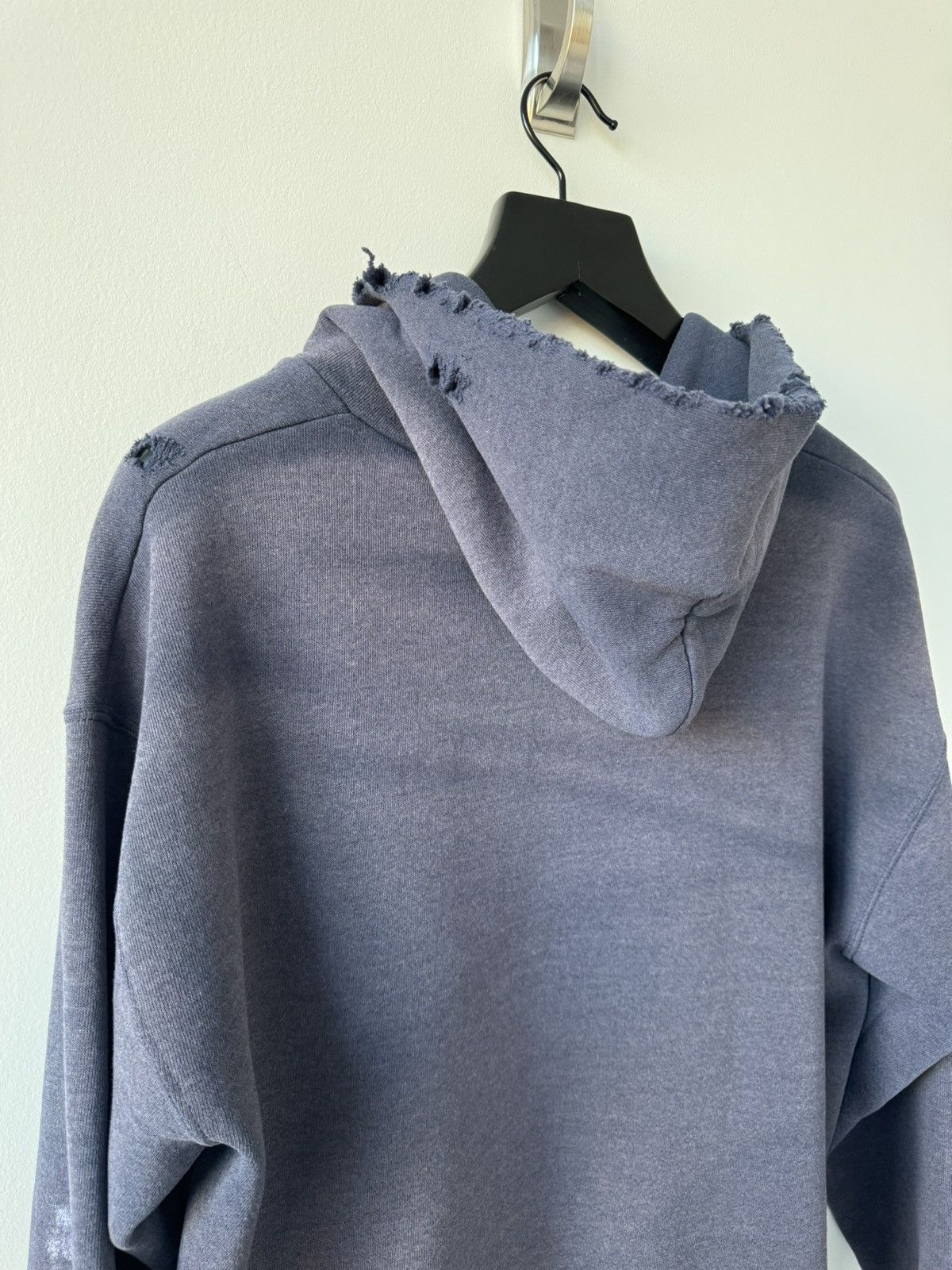 Vintage VINTAGE FADED THRASHED 90s NAVY PAINTER HOODIE Size US L / EU 52-54 / 3 - 16 Thumbnail