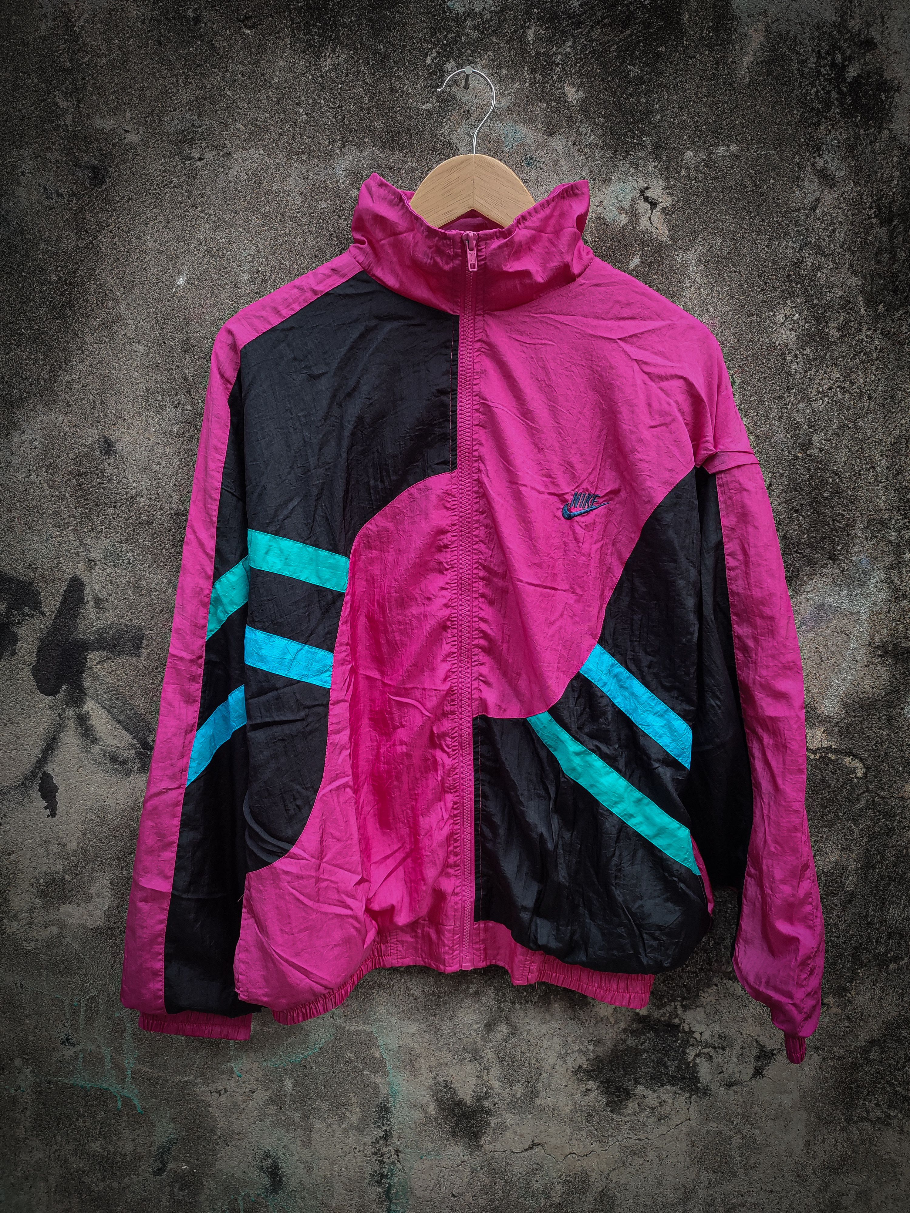 Nike × Vintage Vintage Nike Windbreaker Size US L / EU 52-54 / 3 - 1 Thumbnail