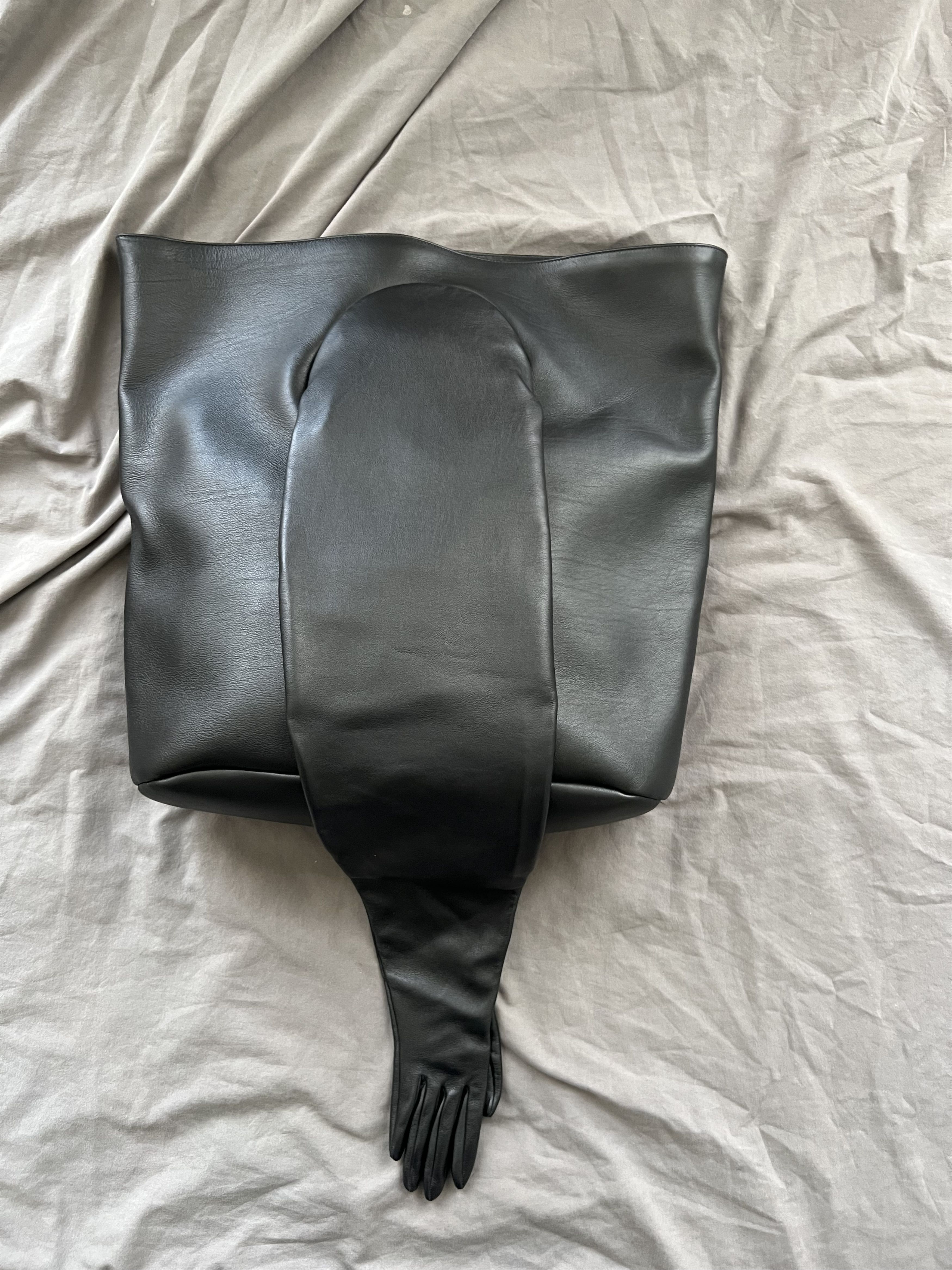 Balenciaga Large Glove Tote Bag in Black