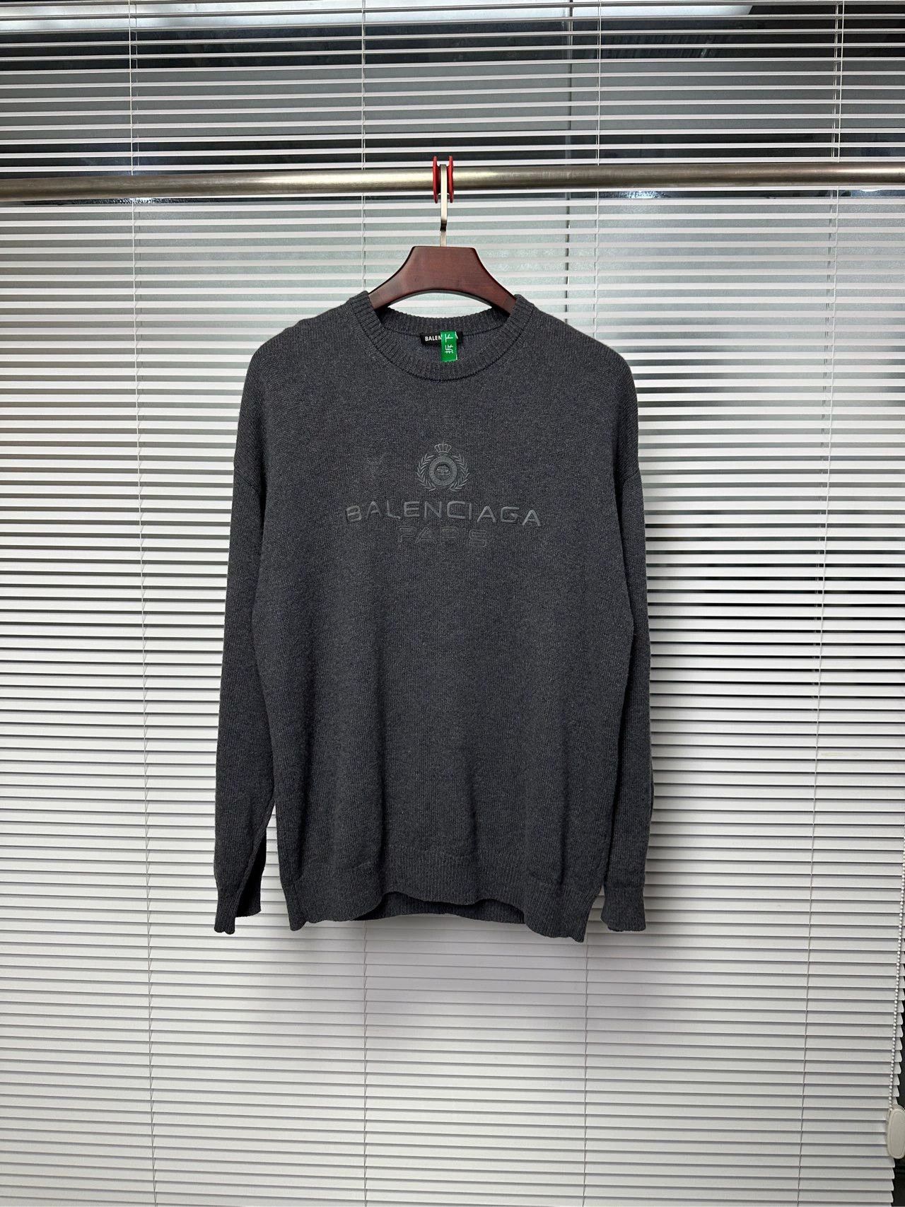 Balenciaga Balenciaga Mai Sui Logo Embroidered Round Neck Hoodie Long Sleeve Size US S / EU 44-46 / 1 - 1 Thumbnail