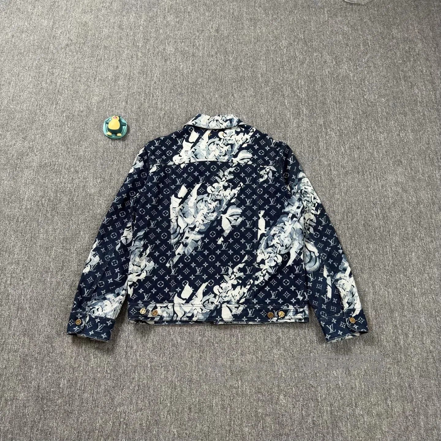 Louis Vuitton LV 2024 Seaweed Print Blue Denim Jacket. Size US L / EU 52-54 / 3 - 2 Thumbnail