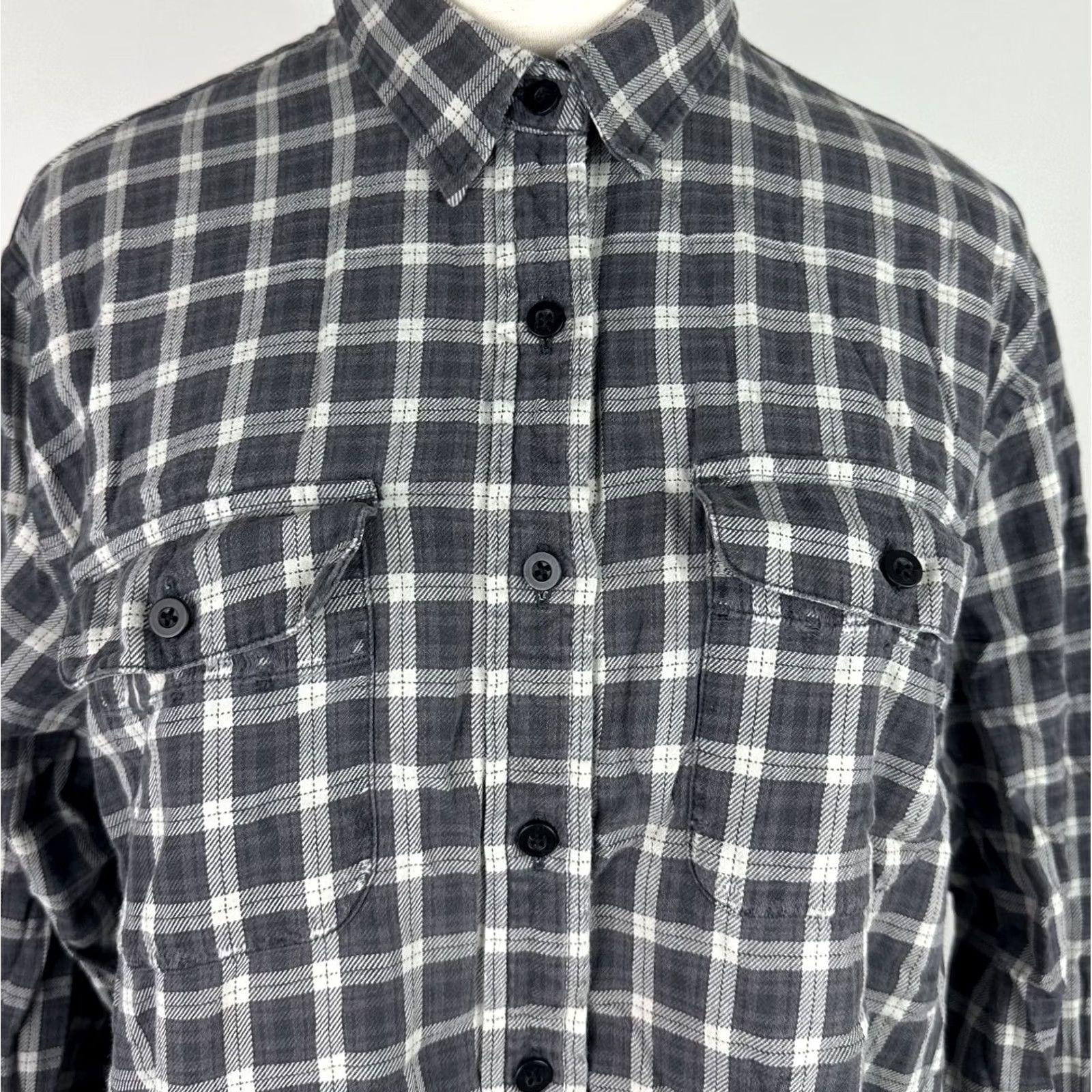Lands' End VINTAGE Lands' End Shirt Womens M Gray Plaid Button-Up 90s Casual Womens Size M / US 6-8 / IT 42-44 - 2 Thumbnail