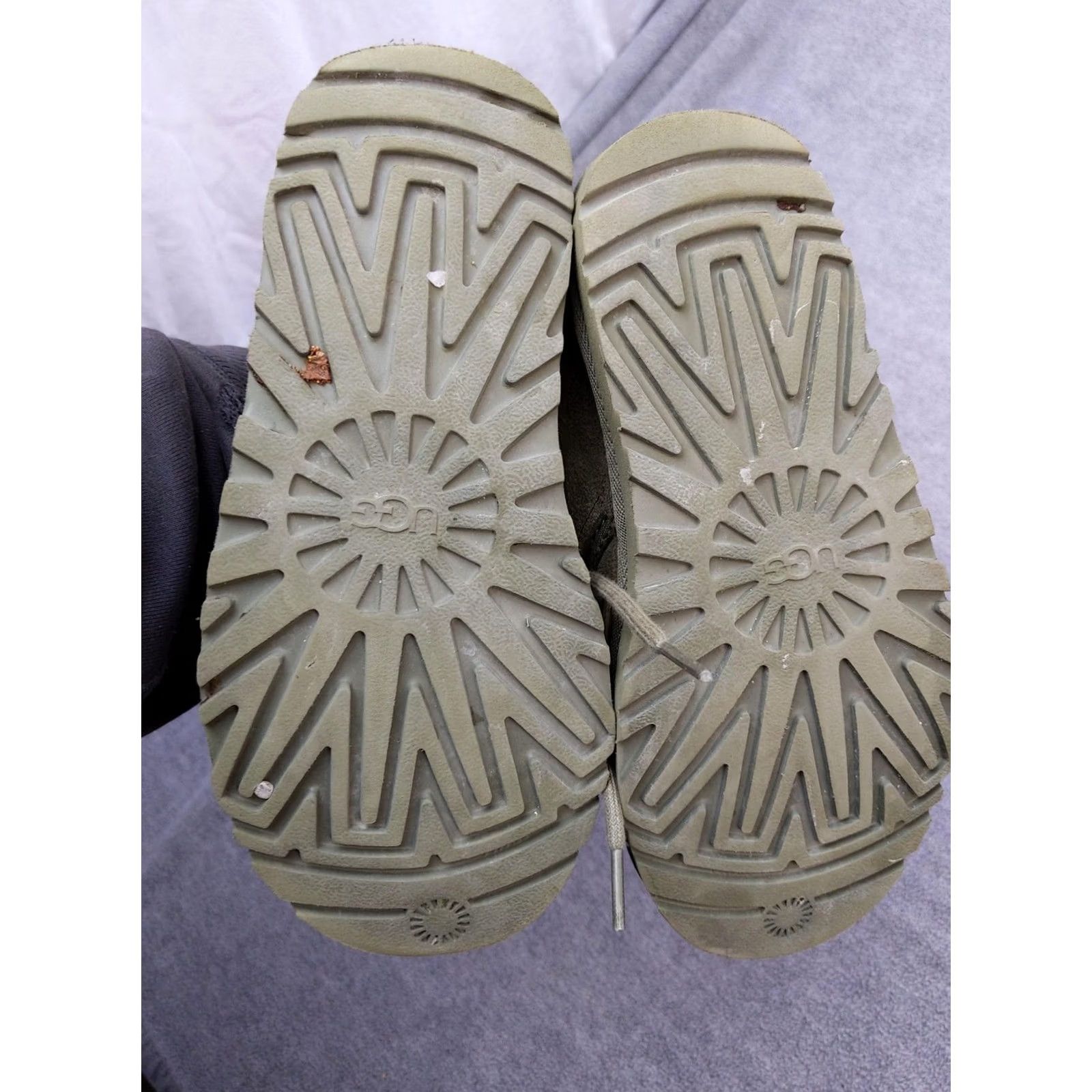 Ugg UGG Womens Chukka Boot 5 Green Suede Sheepskin Lined Flat Rubber Sole Casual Winter Shoes Mens? Size US 5 / IT 35 - 5 Thumbnail