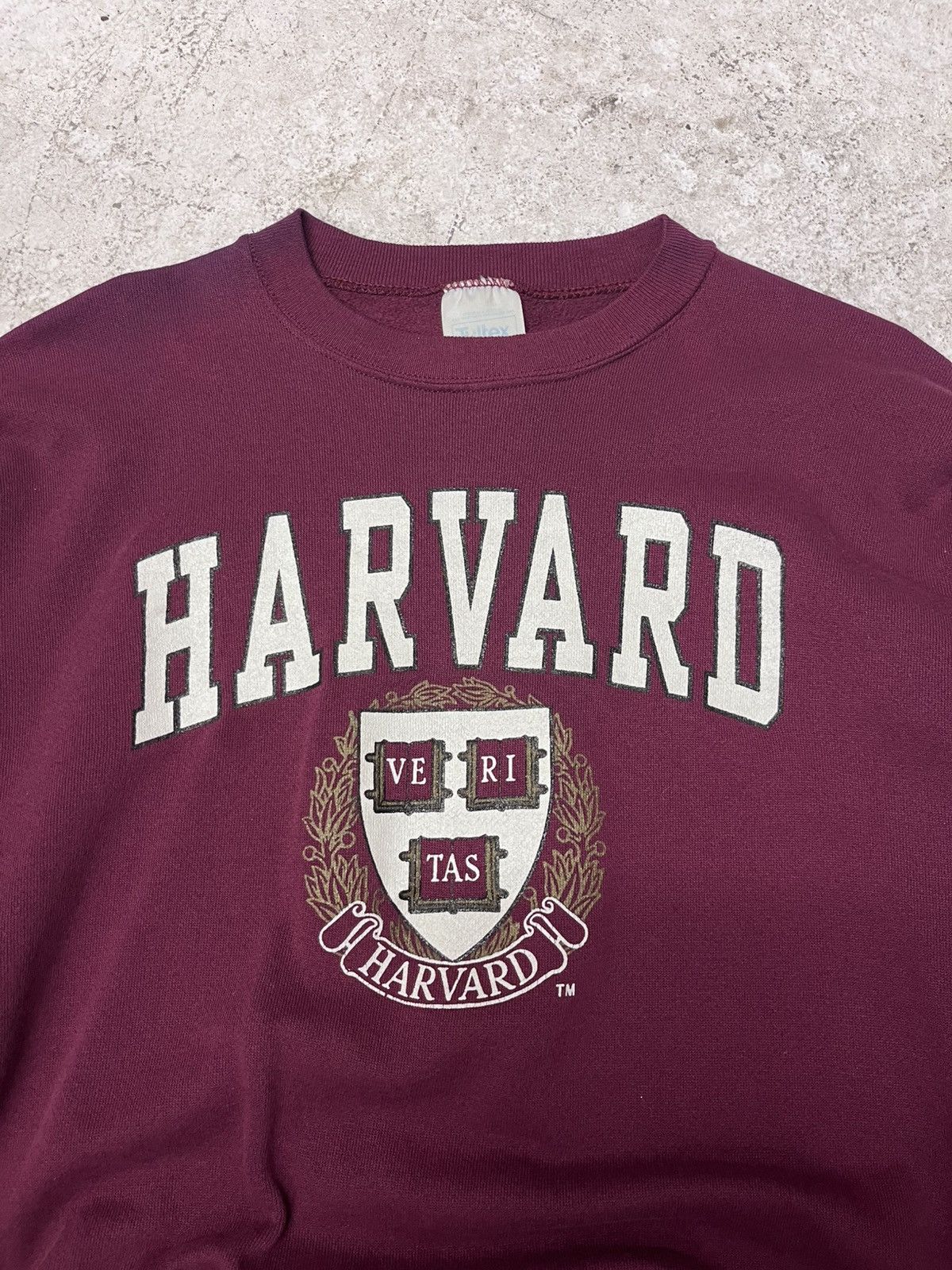 Vintage Vintage harvard wine red collegiate hoodie Size US L / EU 52-54 / 3 - 1 Thumbnail