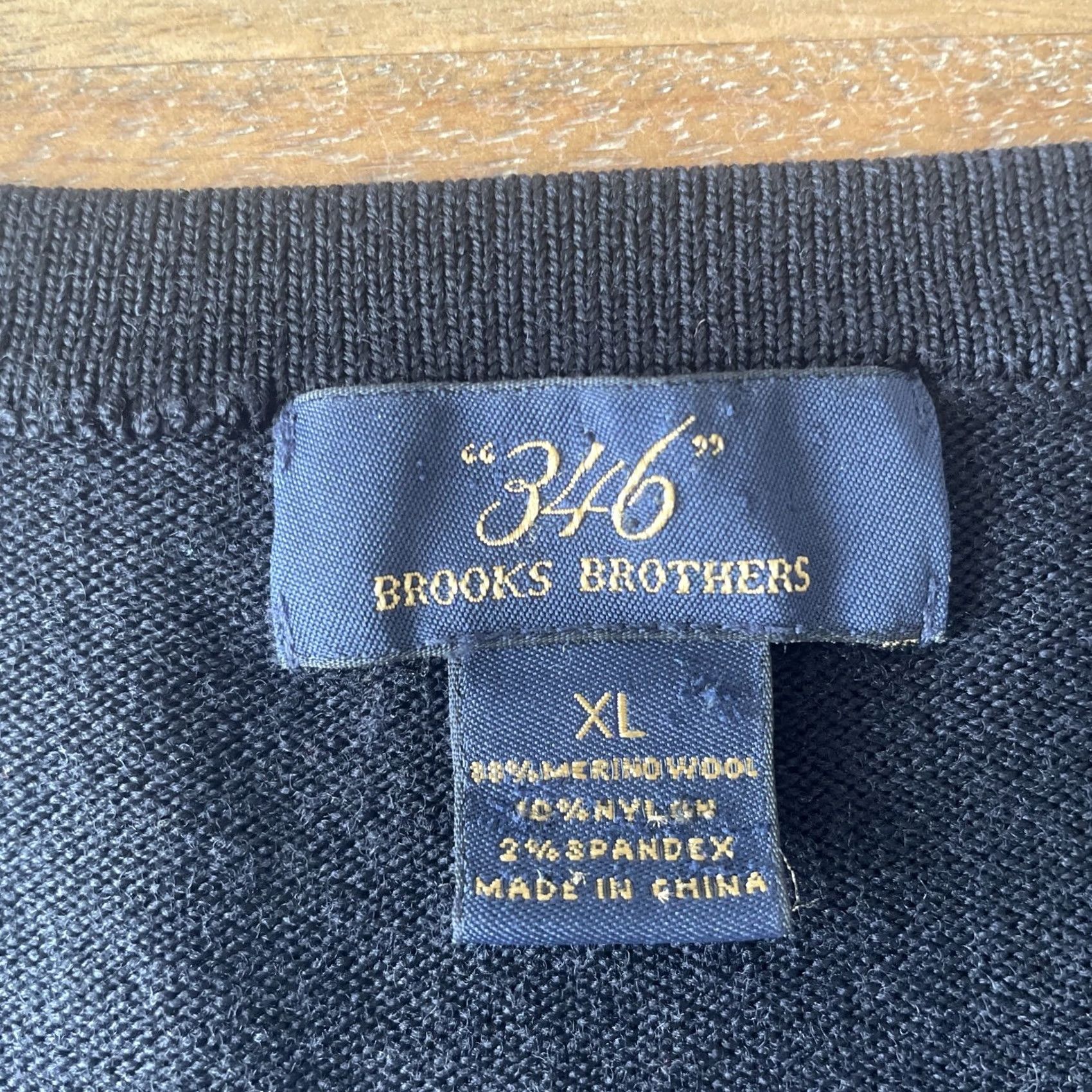 Brooks Brothers Brooks Brothers Mens XL Black Merino Wool Sweater Jumper Sweatshirt Pullover V-Neck Size US XL / EU 56 / 4 - 3 Thumbnail