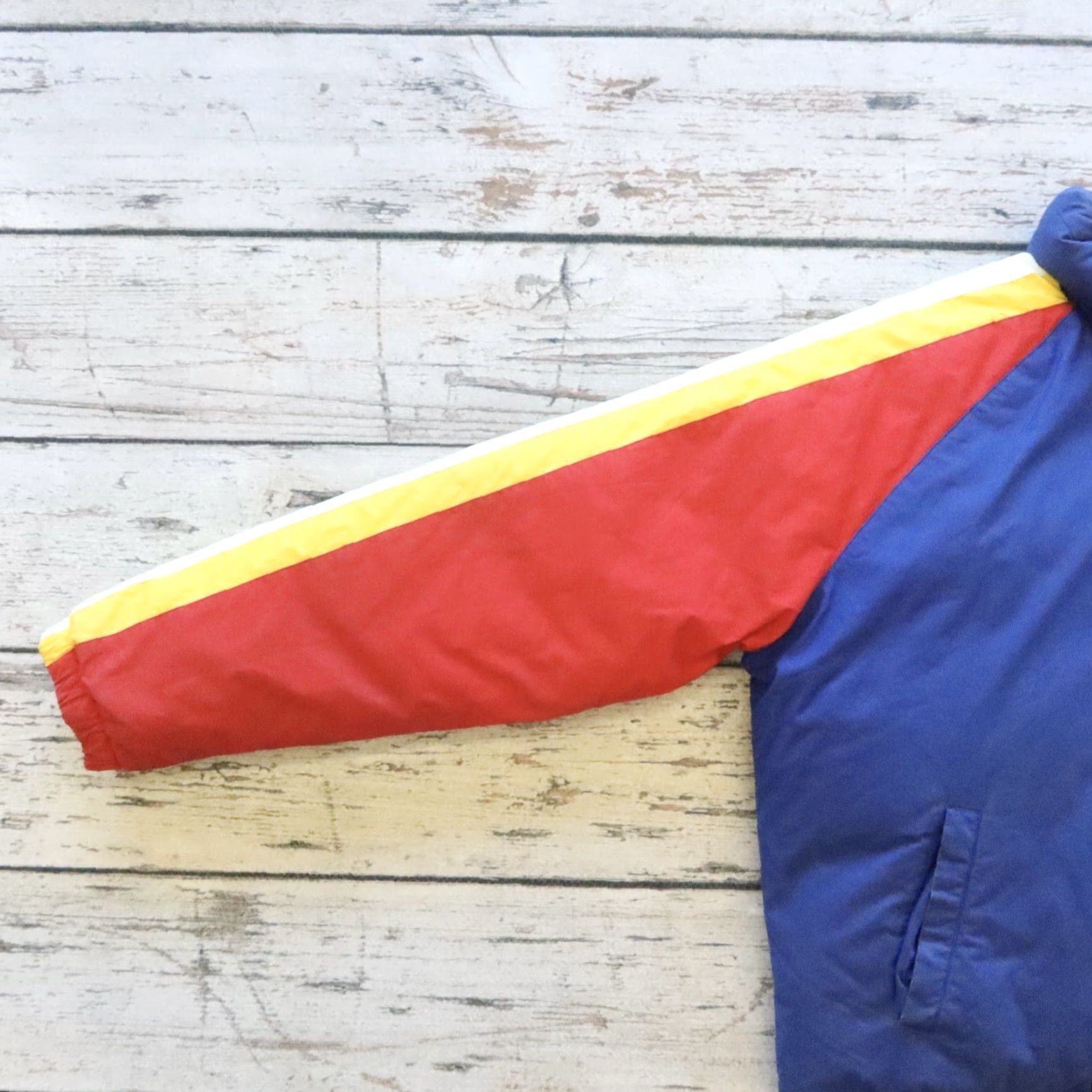 Polo Ralph Lauren VINTAGE Polo Ralph Lauren Crest Logo Puffer Jacket Men's XL Blue 90s Polo Ralph Lauren Crest Logo Puffer Jacket Size US XL / EU 56 / 4 - 4 Thumbnail