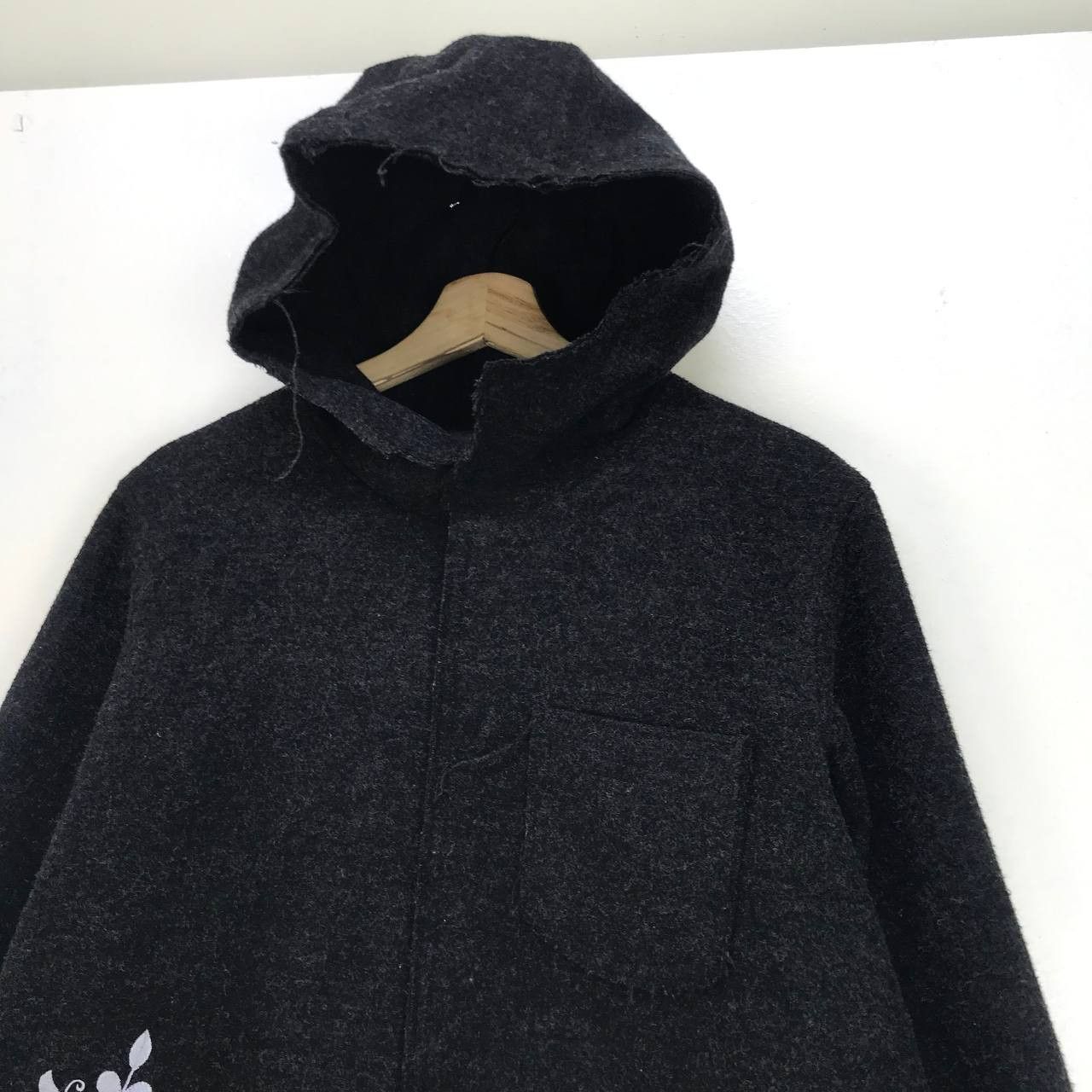 Japanese Brand × Yohji Yamamoto Ined Homme by Yohji Yamamoto Art Flower Distressed Wool Size US S / EU 44-46 / 1 - 4 Thumbnail
