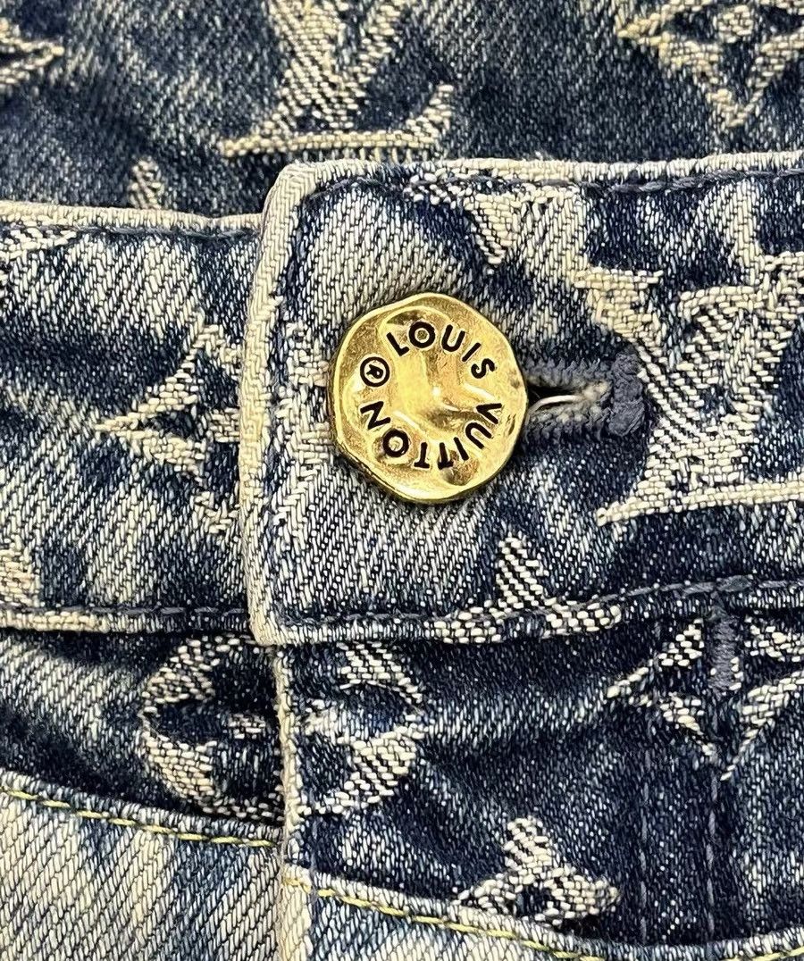 Louis Vuitton × Nigo Louis Vuitton X Nigo 31 Patchwork Denim Jeans blue monogram Size US 31 - 3 Thumbnail