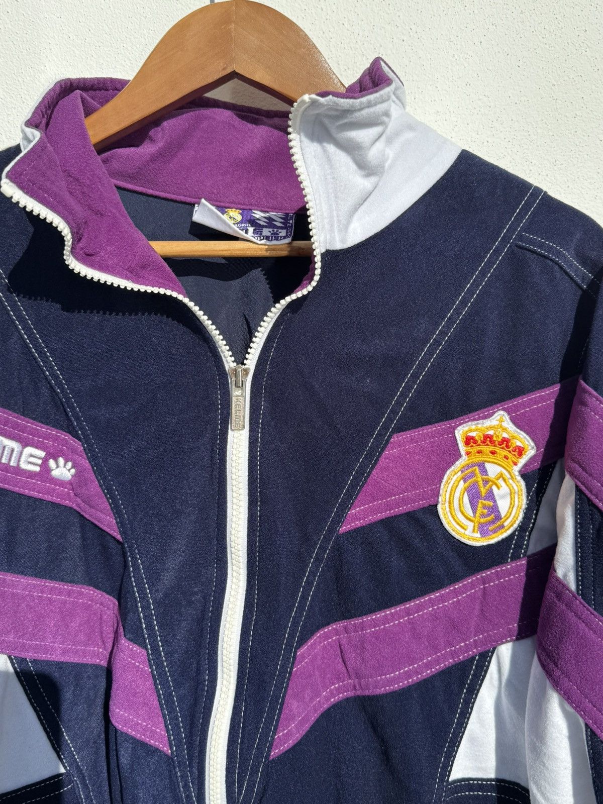 Other Real Madrid 1998 tracksuit Size US L / EU 52-54 / 3 - 3 Thumbnail