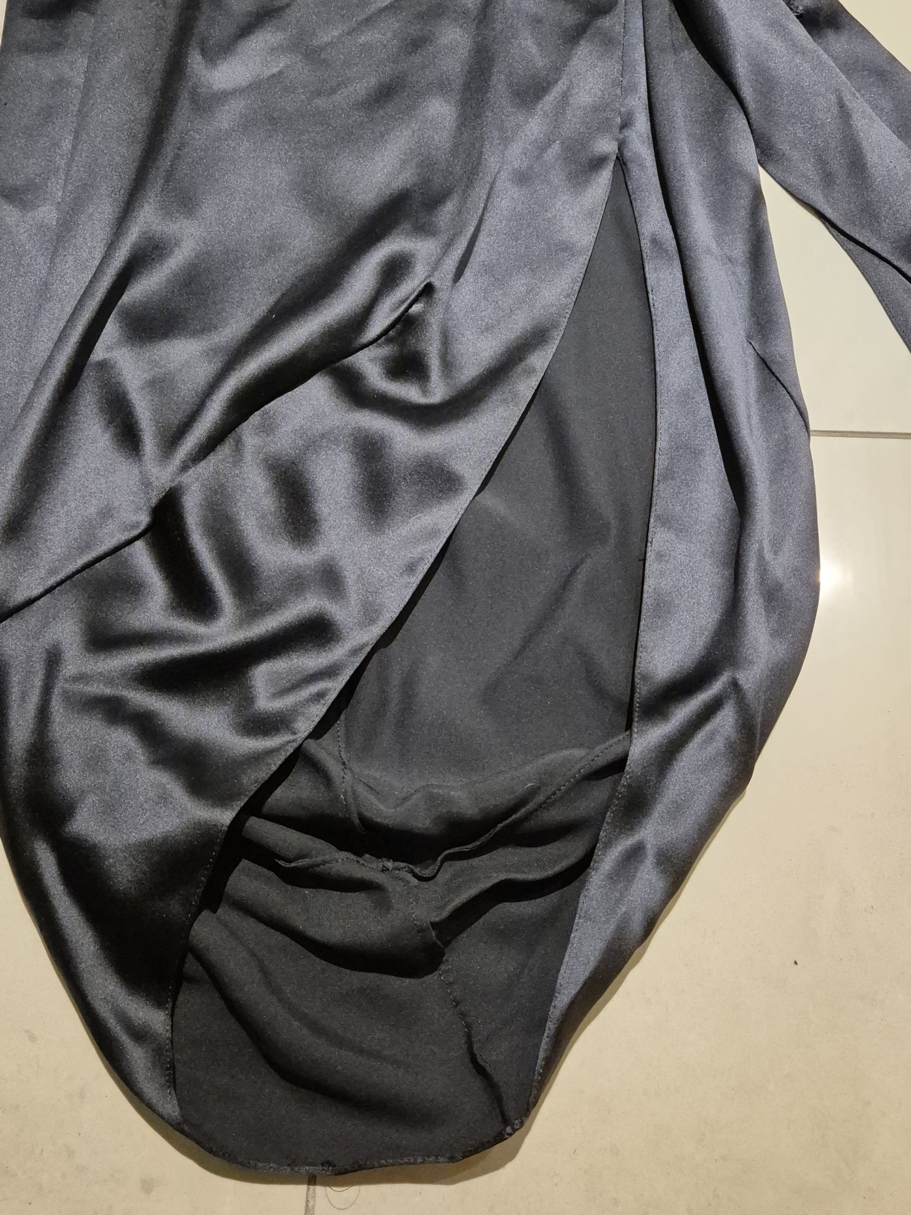 Yves Saint Laurent YSL dark green silk dress, c2014 Size XS / US 0-2 / IT 36-38 - 8 Thumbnail
