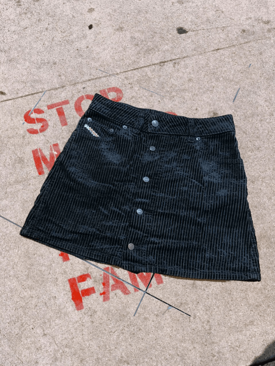 Diesel Vintage Diesel Jeans Y2K Mini Corduroy Button Front Skirt Size 27" / US 4 / IT 40 - 1 Thumbnail