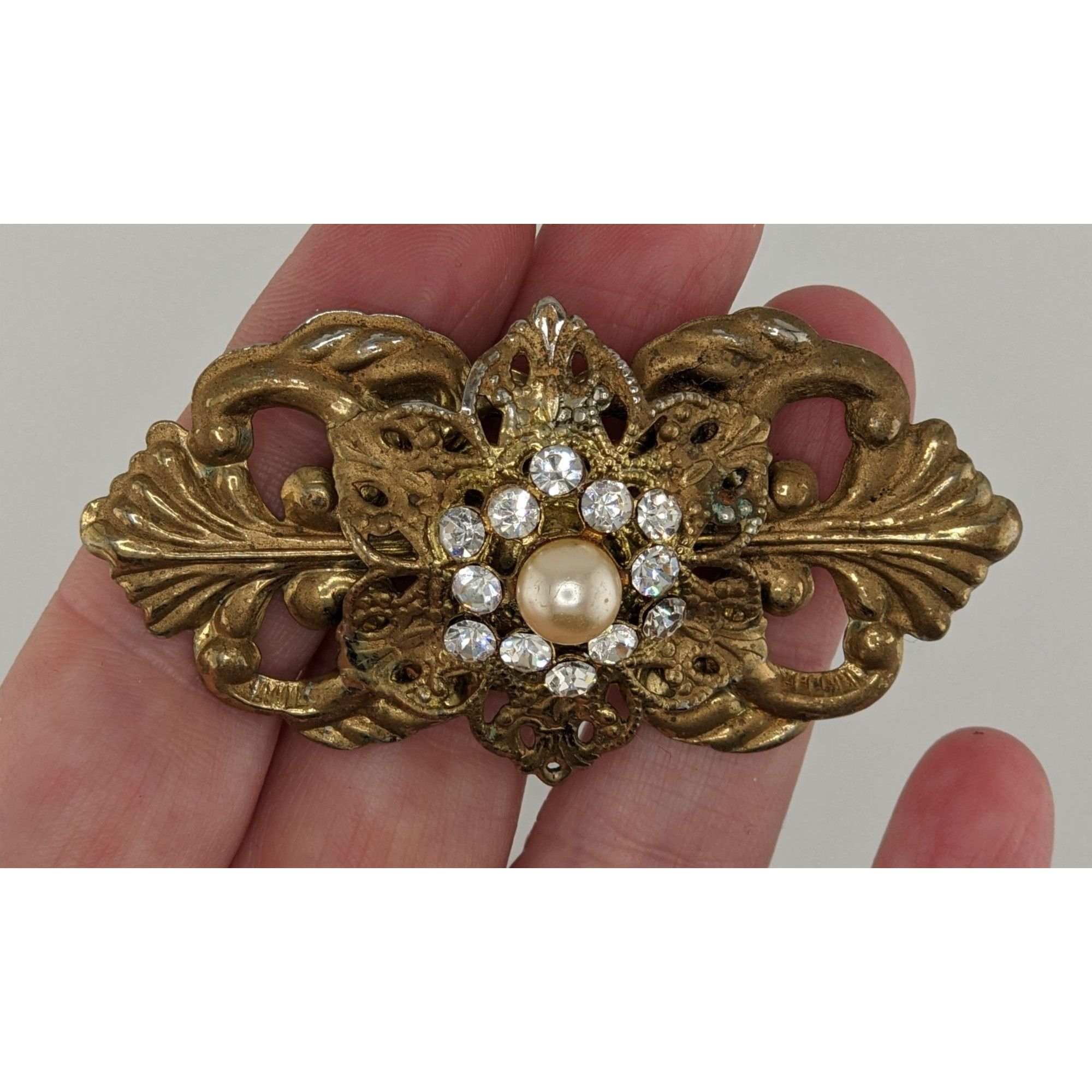 Handmade Vintage Victorian Style Gold Tone Brooch With Crystal Rhines Size ONE SIZE - 3 Thumbnail