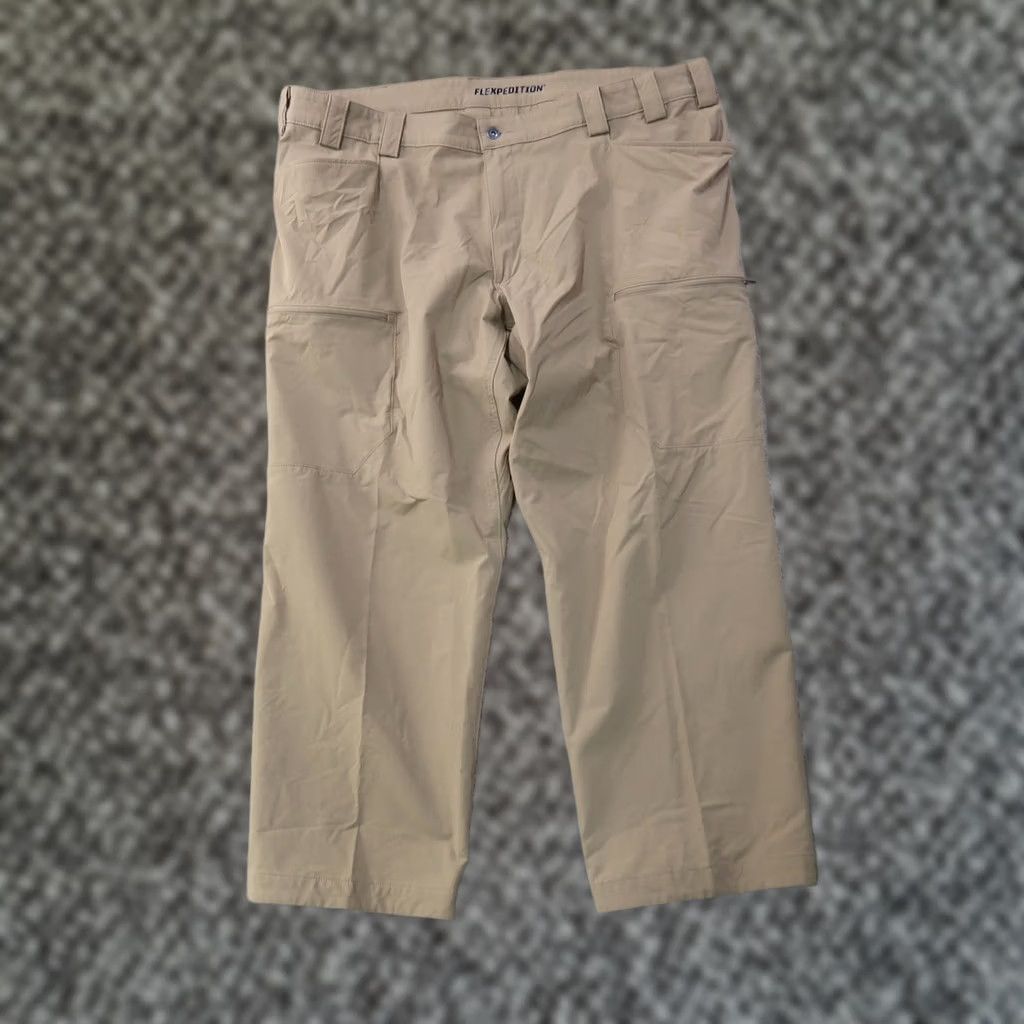 Vintage Duluth Trading Flexpedition Relaxed Cargo Pants Mens 44x30 Tan Stretch Workwear Pants Mens 44x30 Tan Cargo Pocket Size US 44 / EU 60 - 1 Thumbnail