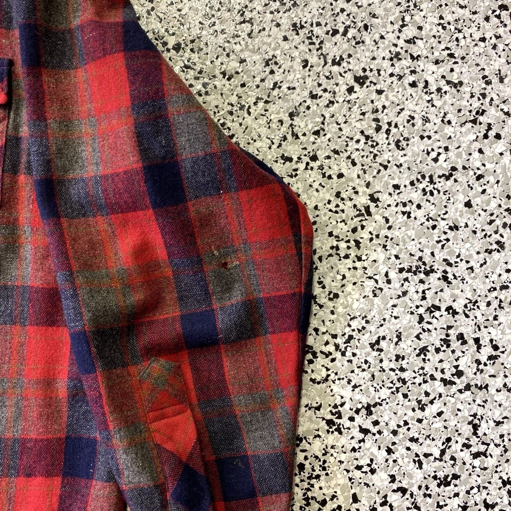 Vintage VINTAGE K-mart Plaid Wool Blend Pearl Snap Flannel Shirt Mens Large Size L Red Button-Up Short description: see pictures for holes Size US L / EU 52-54 / 3 - 3 Thumbnail