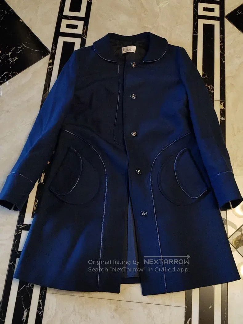 Valentino Valentino Lapel coat Size L / US 10 / IT 46 - 2 Thumbnail
