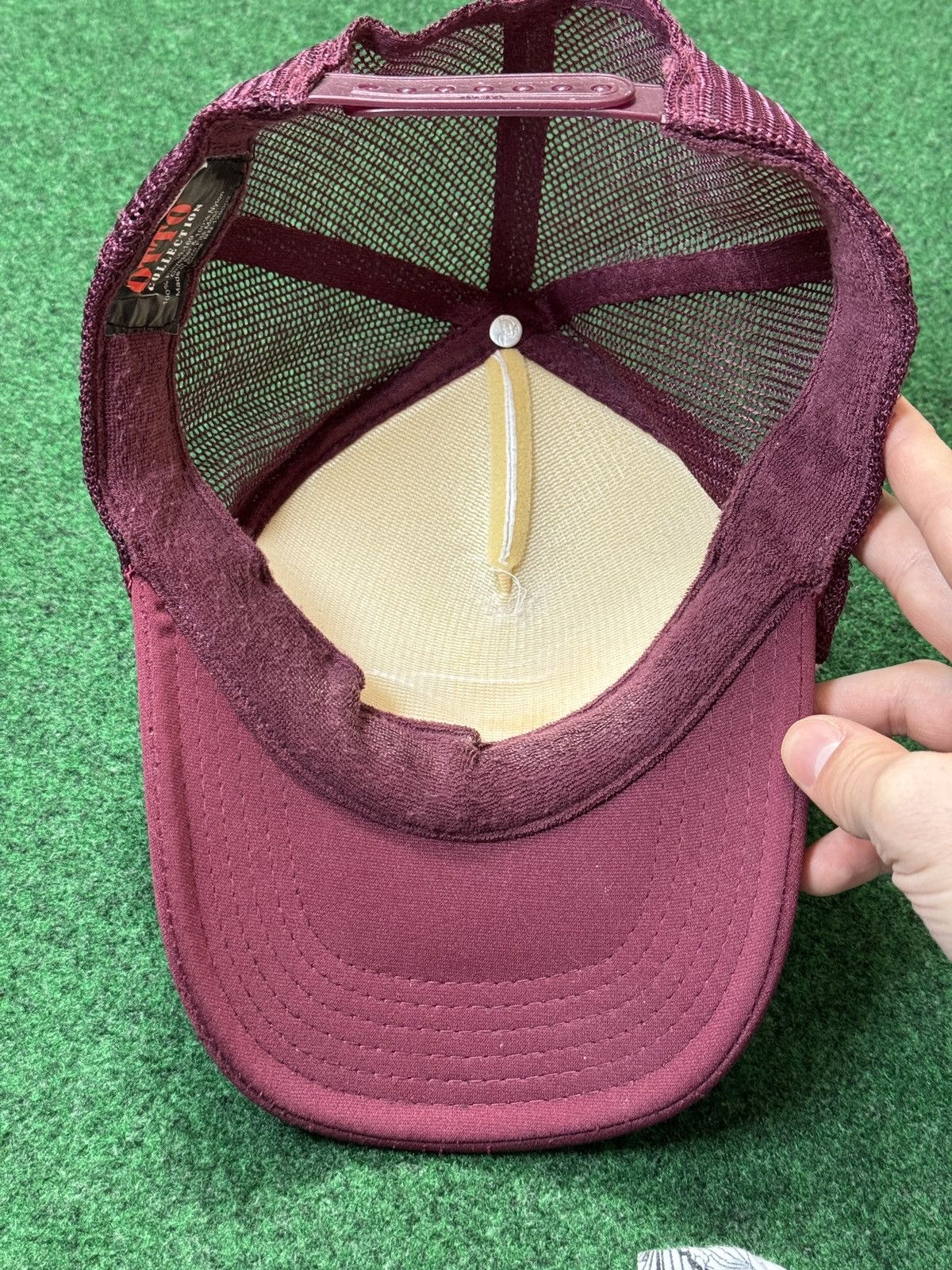 Vintage Vintage 90s Trucker You’re A Miracle One In A Billion Hat Size ONE SIZE - 7 Thumbnail
