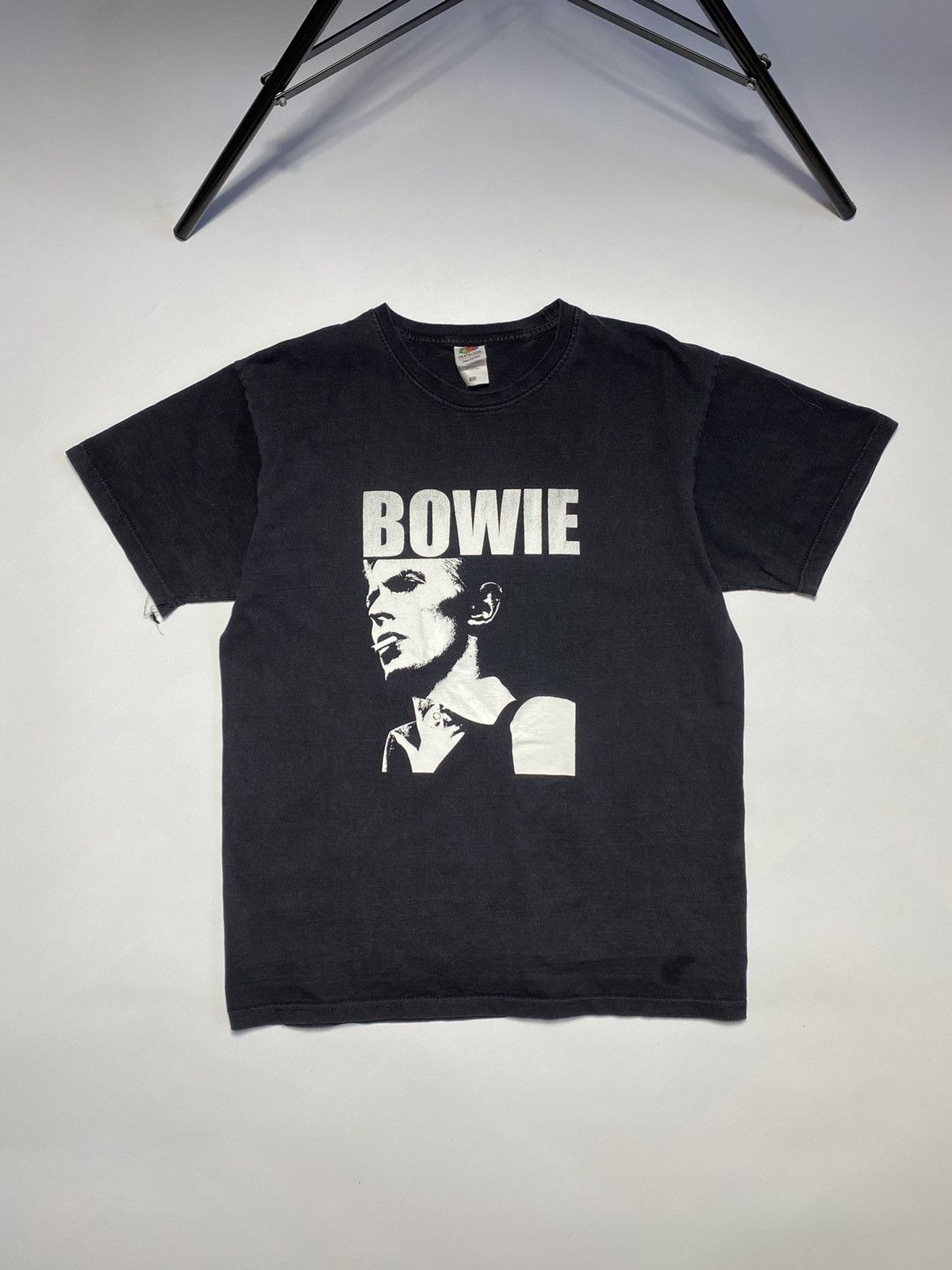 Band Tees × Vintage Vintage Y2K David Bowie Portrait Sun Faded T-Shirt Size US M / EU 48-50 / 2 - 1 Thumbnail