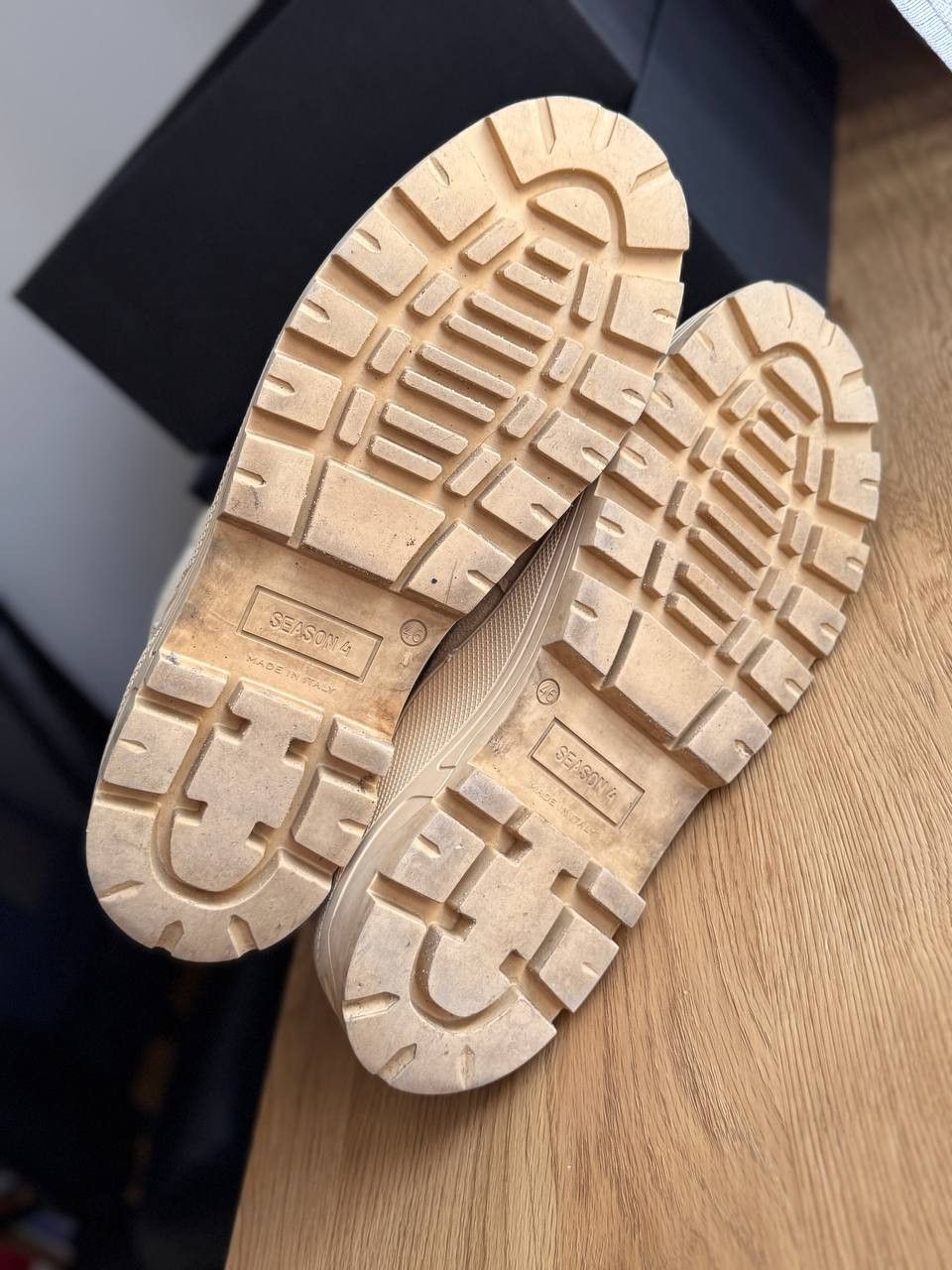 Yeezy Combat Boot Season 4 Sand Size US 13 / EU 46 - 8 Thumbnail
