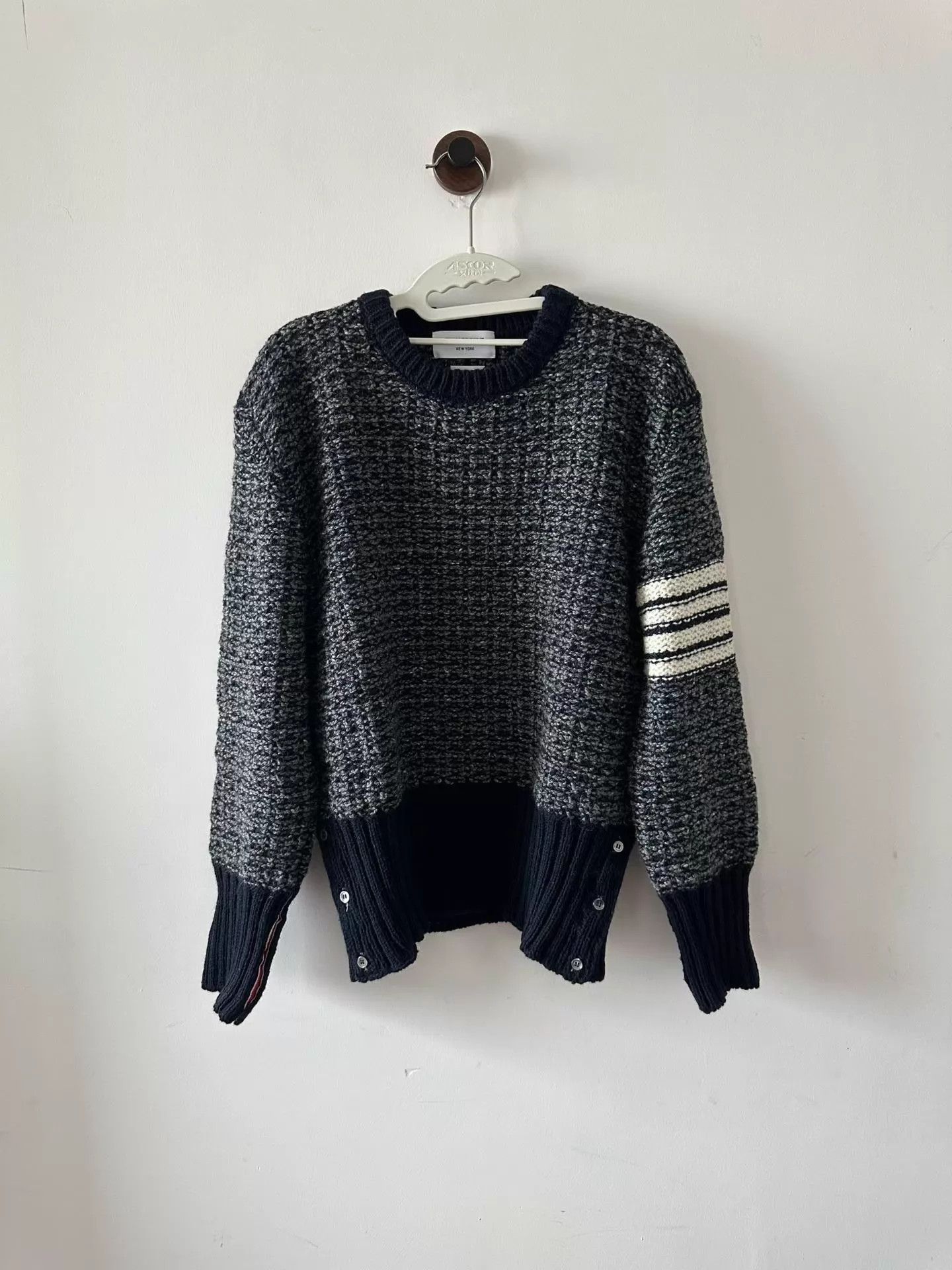 Thom Browne Thom Browne Size 4 NWT Sweater L61 C108 Size S / US 4 / IT 40 - 1 Thumbnail