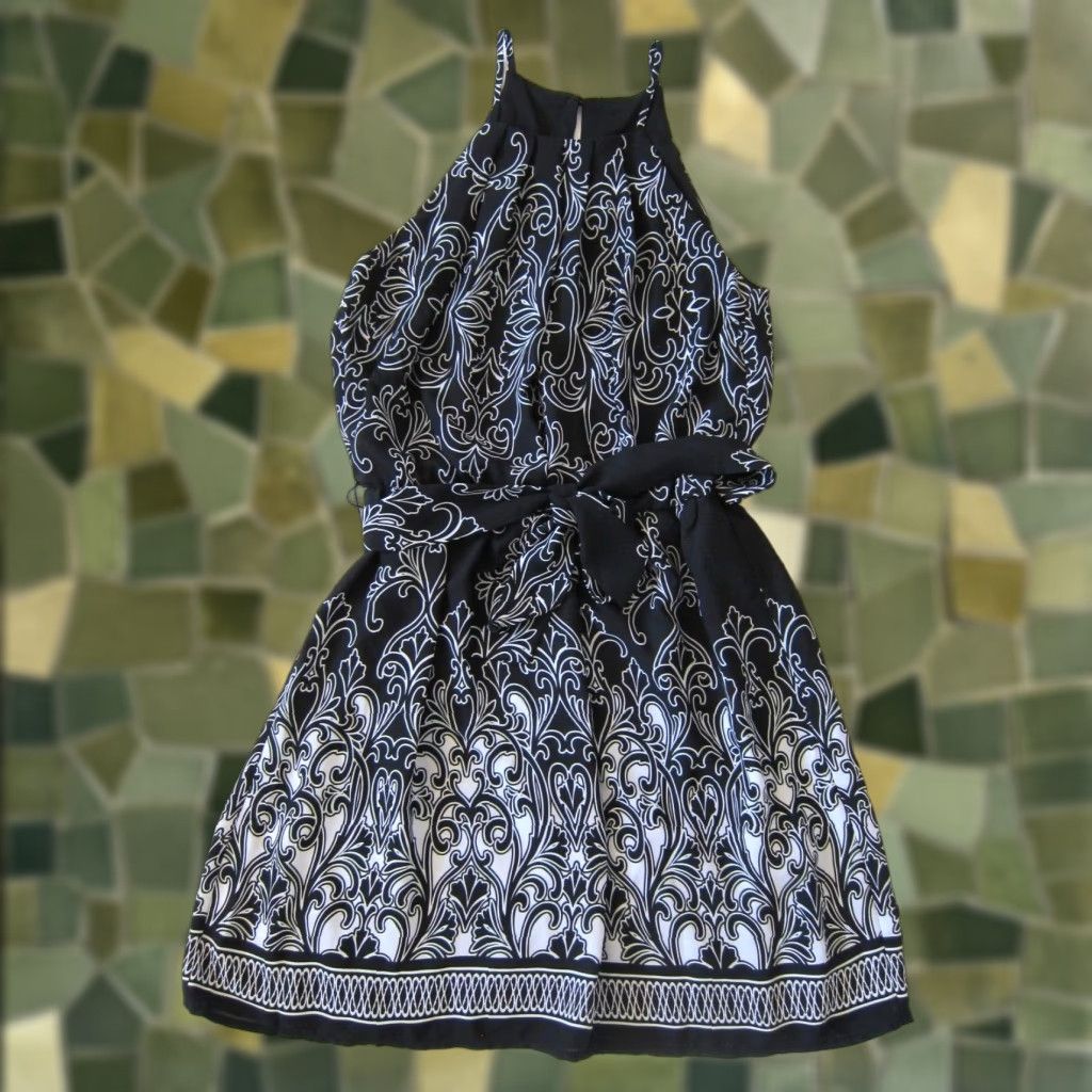 Vintage VINTAGE Bisou Bisou Black White Floral Sleeveless High Neck Empire Waist Sun Dress 2 Size XS / US 0-2 / IT 36-38 - 1 Thumbnail