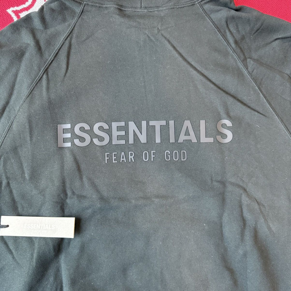 Fear of God SS21 Fear of God Essentials Pull-Over Hoodie Black Size M Size US M / EU 48-50 / 2 - 10 Thumbnail