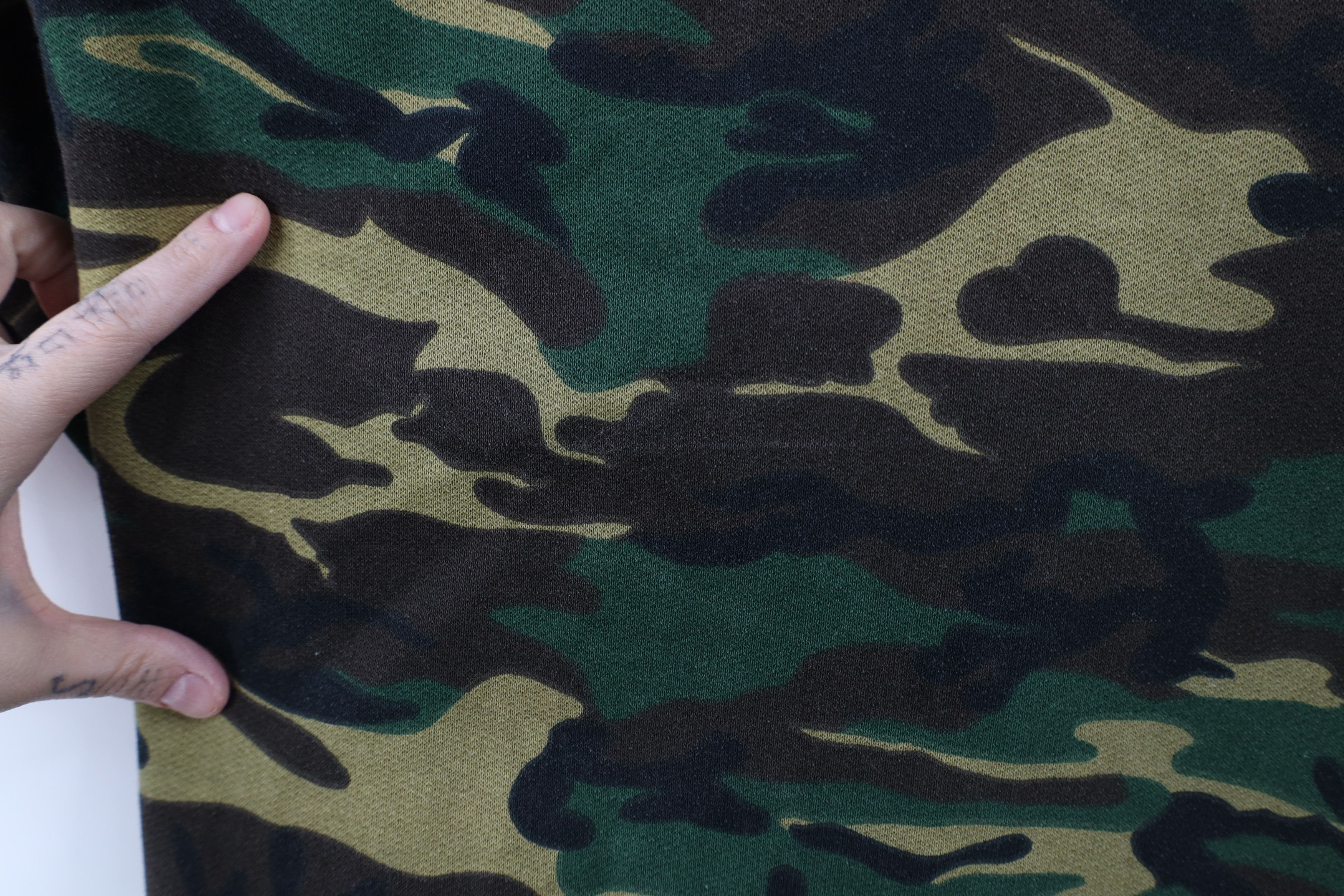 Vintage Vintage 90s Streetwear Faded Camouflage Crewneck Sweatshirt Size US XL / EU 56 / 4 - 4 Thumbnail